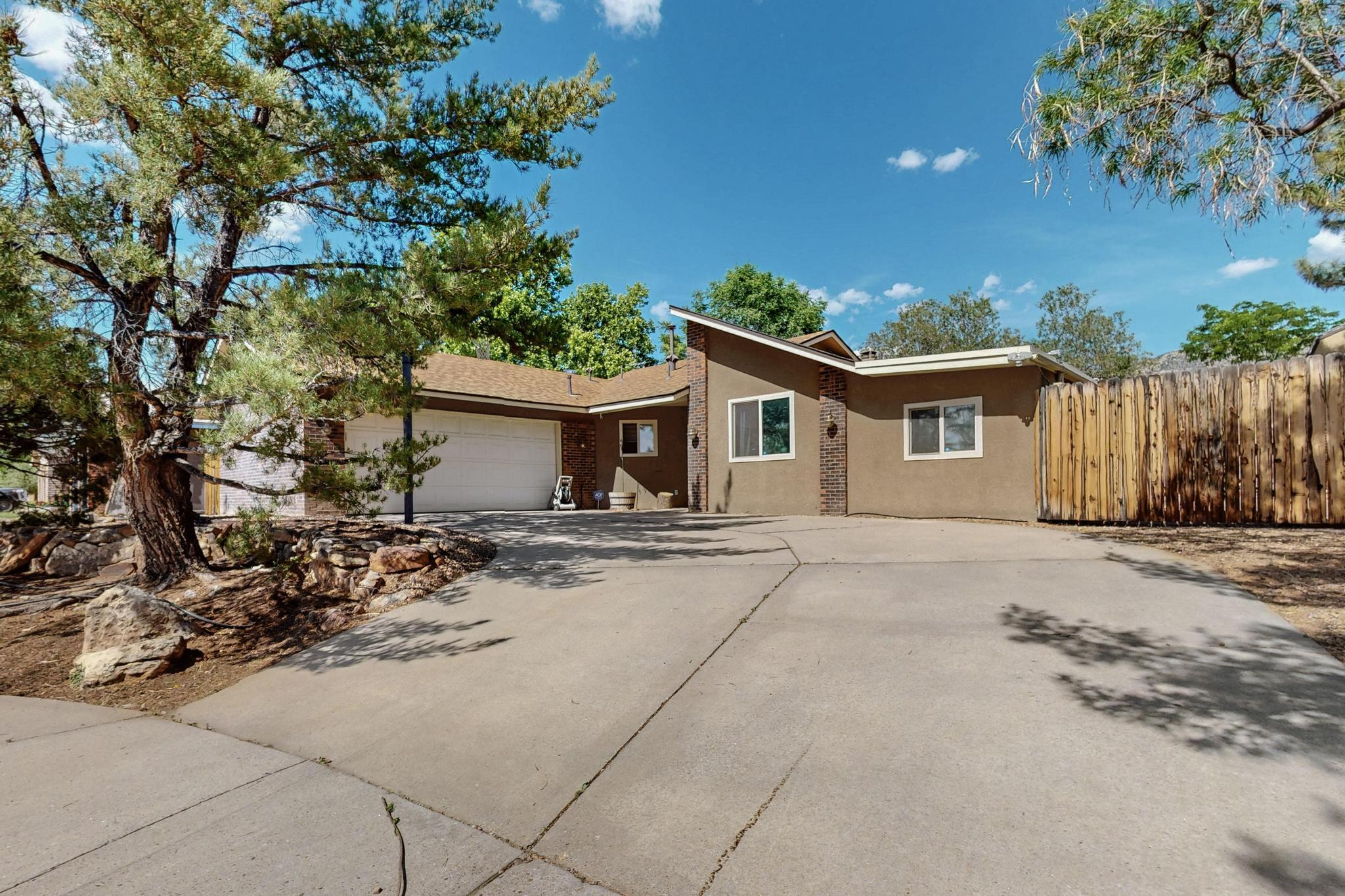 Charming Granada Gem - Quiet Cul-de-Sac! 3 Bed | 2 Bath | Office + Sunroom | RV Pad/Backyard Access Tucked away in the Foothills, this spacious home offers soaring ceilings, an open layout, a dedicated office, and a sunroom with a private hot tub. The updated kitchen boasts granite counters, gas stove, and two-drawer dishwasher. Relax in the large primary suite, and enjoy the versatile storage/workshop space. Extras: RV Pad & Backyard Access, Water Softener, RO Drinking Water, Roof & Water Heater (2019), Garage Fridge, Transferable ADT. Bonus: Assumable loan at 2.75% for qualified buyers!