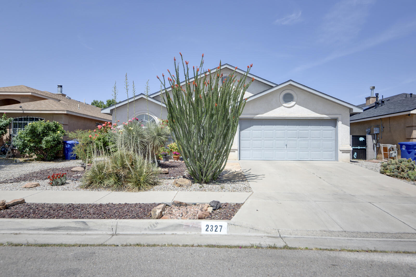 Lovely and well-maintained one-level home with easy commute to I-40. High ceilings, spacious living areas. Split floorplan offers two bedrooms and one full bath toward the front, and the primary suite toward the back of the house. Floor plan also offers versatility with dining and living options. Primary bathroom features two sinks, walk-in closet, and separate garden tub and shower. Solar panels are owned and offer savings on utility bills! Easy maintenance landscaping.