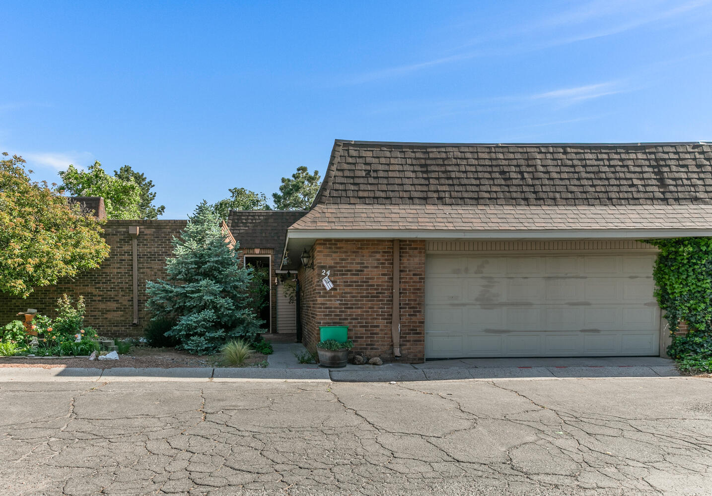 Well priced townhome in the Shores with a brand new roof. Convenient location just minutes to I-40.  Home will need some work but a great opportunity for those handy to build some sweat equity! Great floor-plan offering large rooms & privacy.