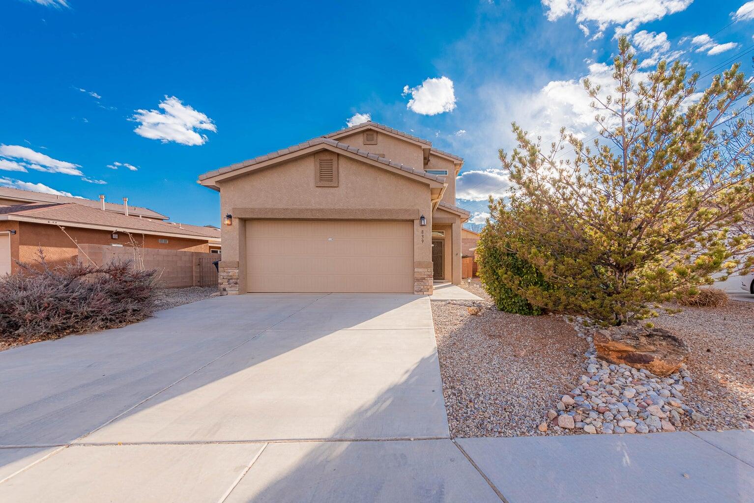 This beautiful 2 story DR Horton Home features a large living area, a spacious kitchen with a breakfast bar and walk-in pantry, 3 spacious bedrooms, a great sized backyard perfect for entertaining and relaxing, and much more! Situated next to a park and only minutes from shopping and restaurants. Don't miss out on owning this home!