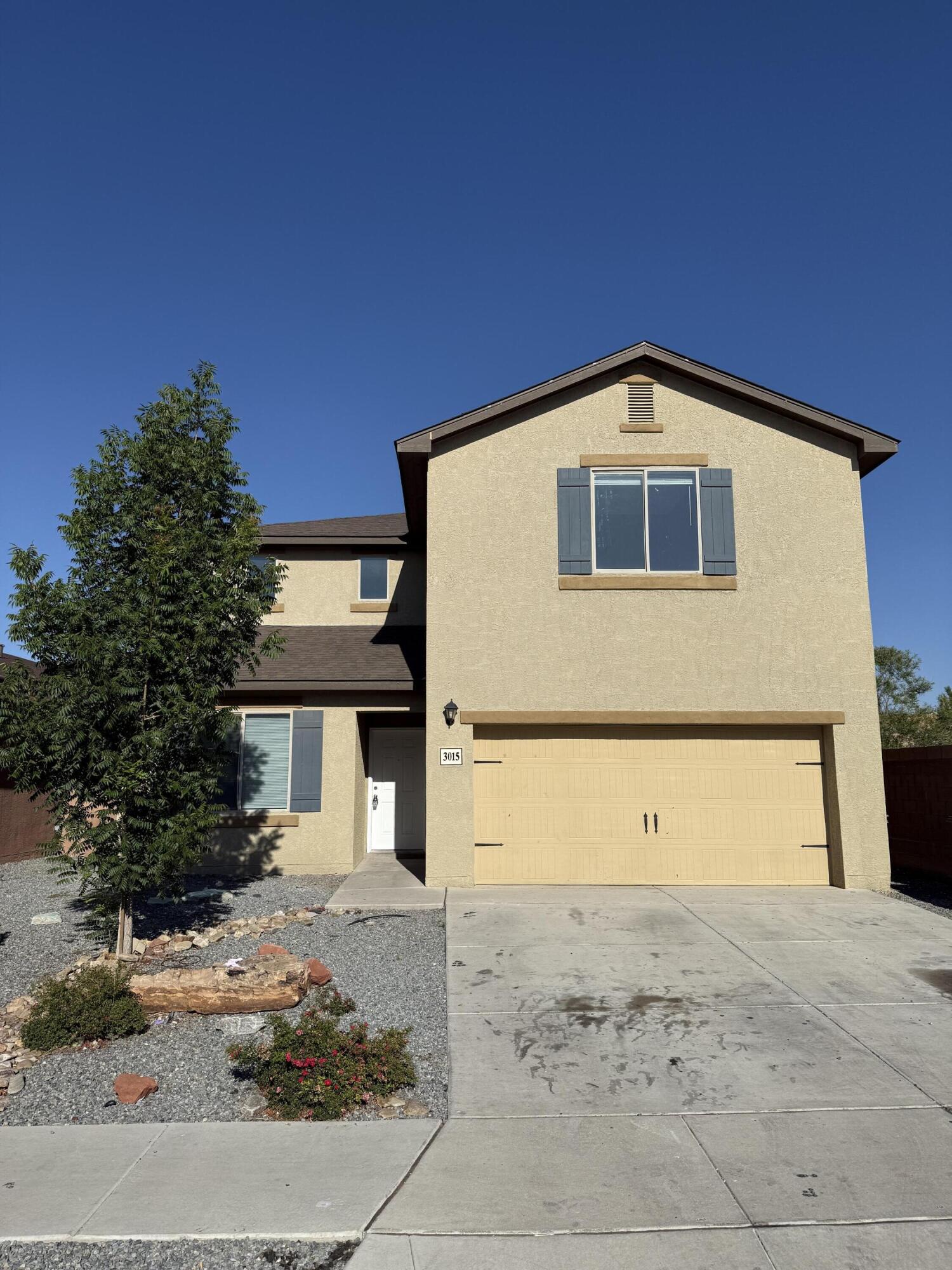 This is a two story house, 4 bedroom, 2.5 bathroom located in Desert Sands. 3 Bedrooms and a full bathroom with a double vanity are upstairs. The master bedroom is downstairs along with the main living area, the kitchen and a half bathroom.This house has all new two tone interior paint, and new carpet. New stainless appliances.