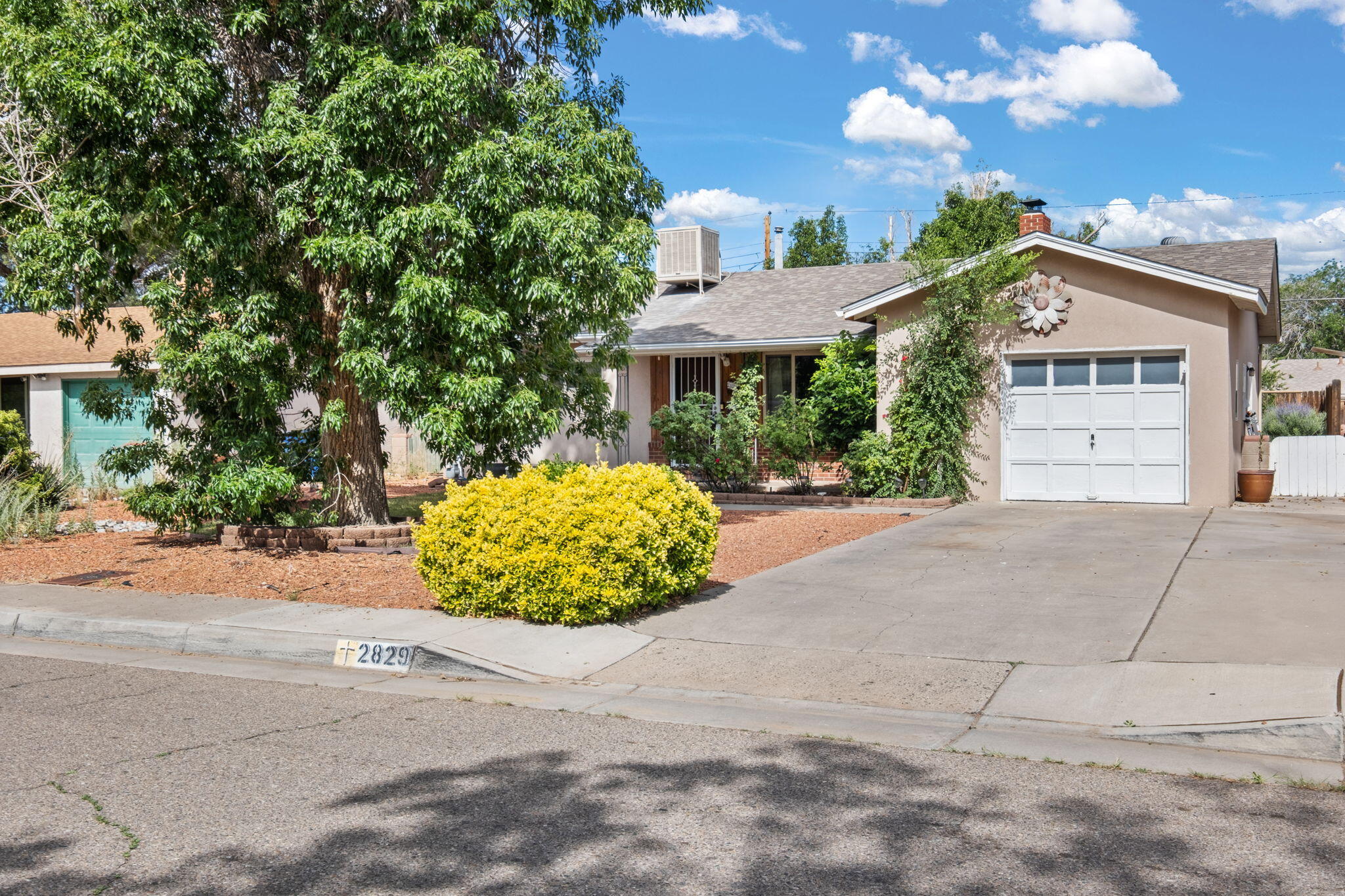 Single leve, ranch-style Mossman in the heart of Uptown!  This versitile floorplan includes 3 bedrooms + 2 full bathrooms + loft/play/storage area! The primary bedroom features a walk-in closet & upgrades in the primary bathroom include comfort level vanity, soaking tub with tile surround & casement window overlooking the back patio.  The kitchen is open to the dining area with stainless appliances & an abundance of cabinetry. Charming hardwood floors, vinyl Pella windows, newer roof & upgraded electrical are just a few of  the additional amenities you'll find in this home. The backyard is spacious with an open patio space, grass, mature trees, raised bed planters & storage shed.  Located with easy access to restaurants, schools, shopping & more- schedule your private showing today!