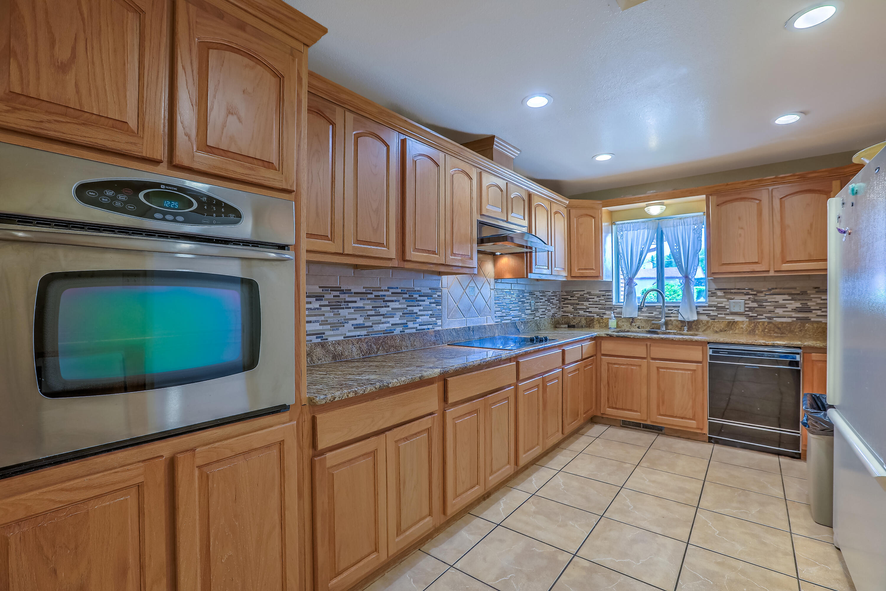2933 INDIANA STREET NE, ALBUQUERQUE, NM 87110  Photo 4