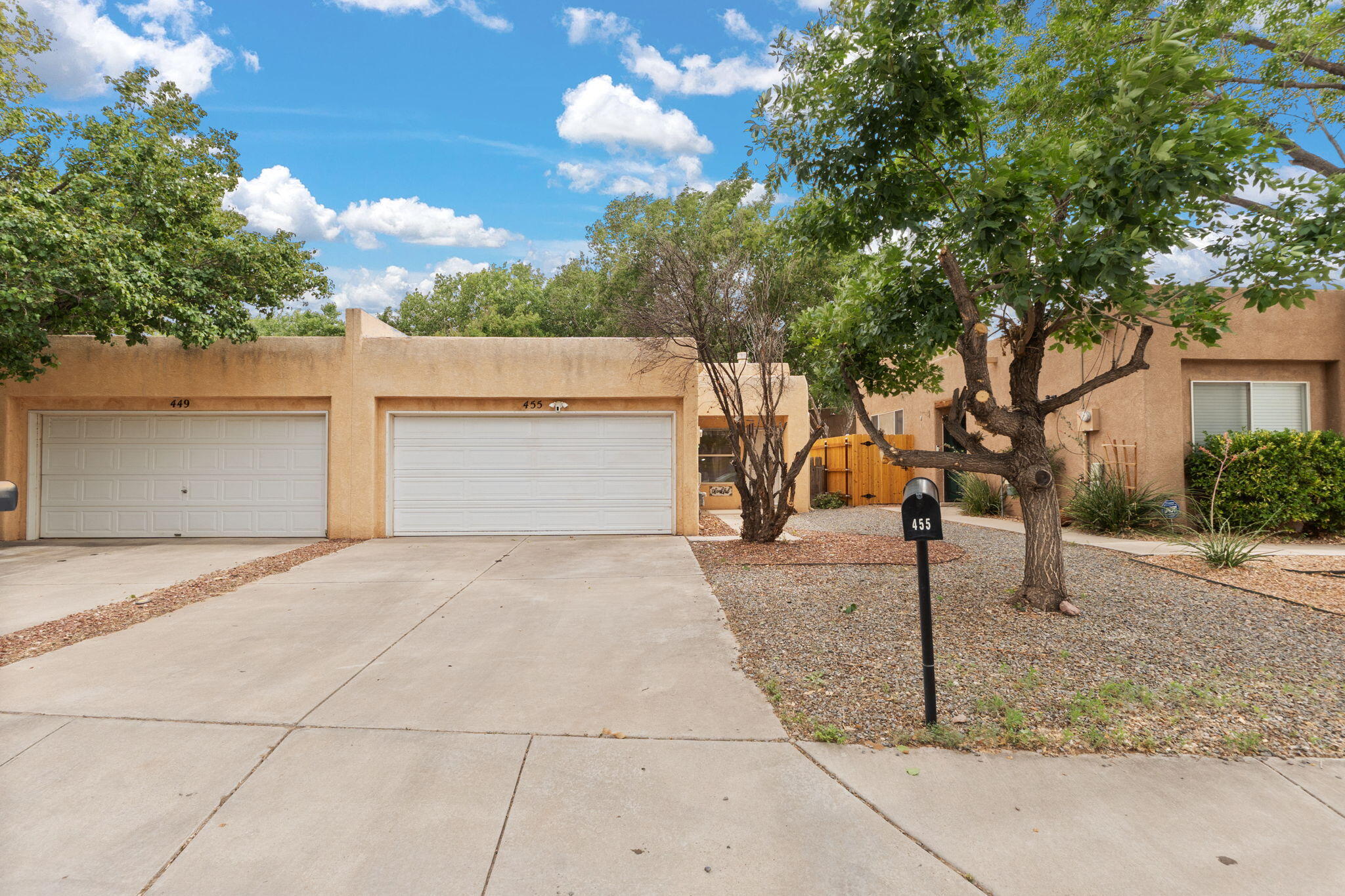 Welcome to this charming home nestled in the heart of Los Lunas! This property offers comfort, functionality, and room to grow. Step inside to a bright and open floor plan featuring a spacious living area, perfect for relaxing or entertaining. The kitchen boasts ample cabinet space, a breakfast bar, and easy access to the dining area. Generously sized bedrooms provide a cozy retreat.Outside, enjoy a large backyard ideal for gatherings, gardening, or future customization. With easy access to schools, parks, shopping, and I-25, this home is perfectly situated for both tranquility and convenience. Don't miss your opportunity to own this delightful home!