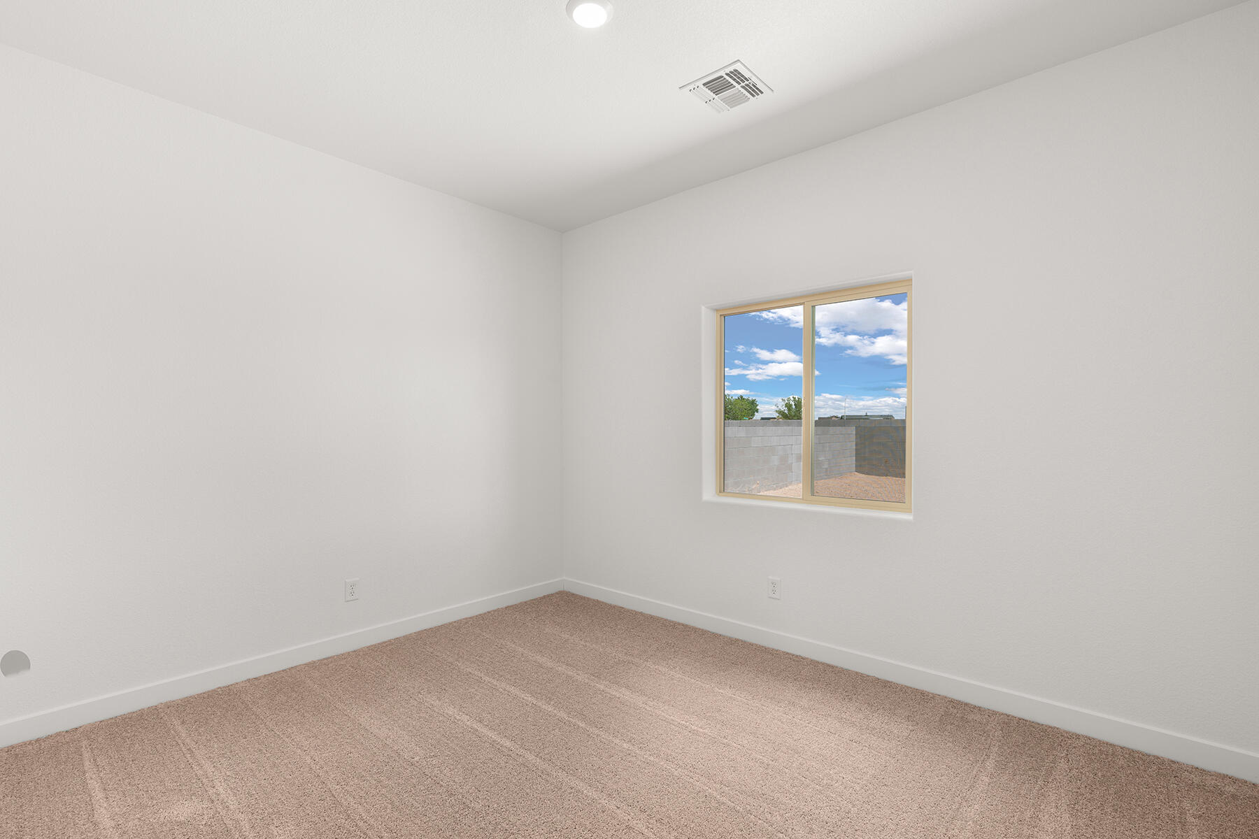 802 Calle de las Rosas 