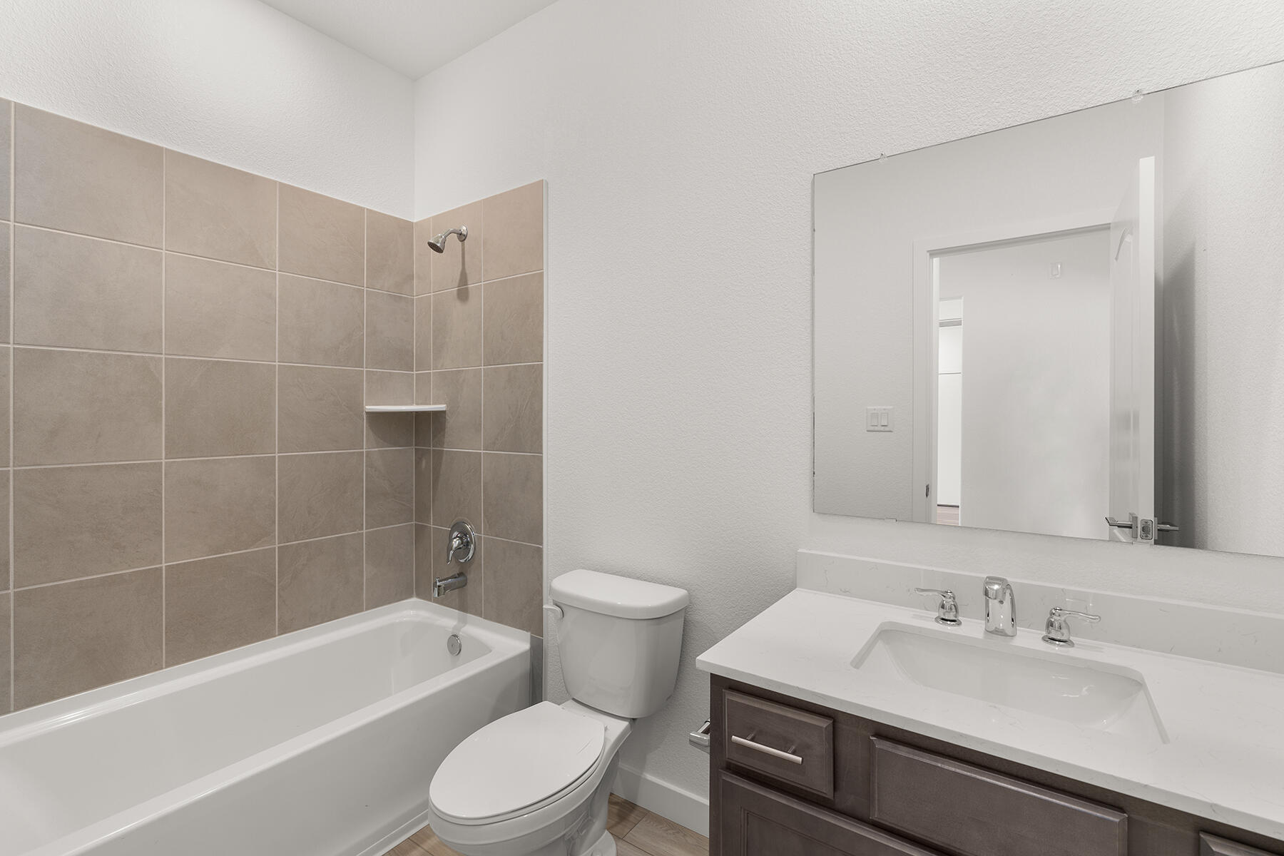 802 Calle de las Rosas 