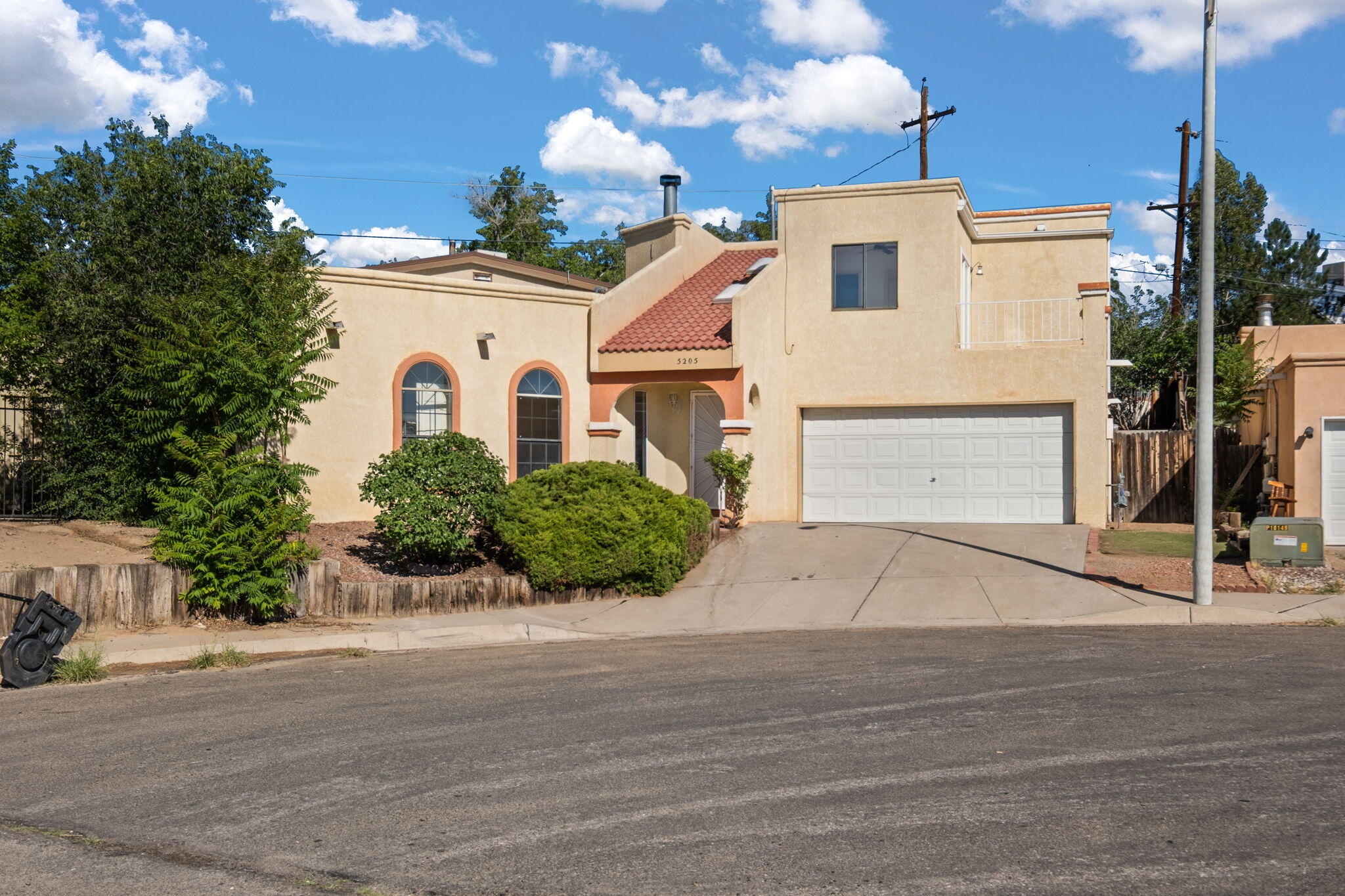 Come take a look at this beautifully renovated home located in the heart of Albuquerque. Thoughtful touches throughout have made this a terrific place and an amazing house to call home. This 3 bedroom and 2 bathroom house has ample space but still has a cozy feel. Close to so many amenities.
