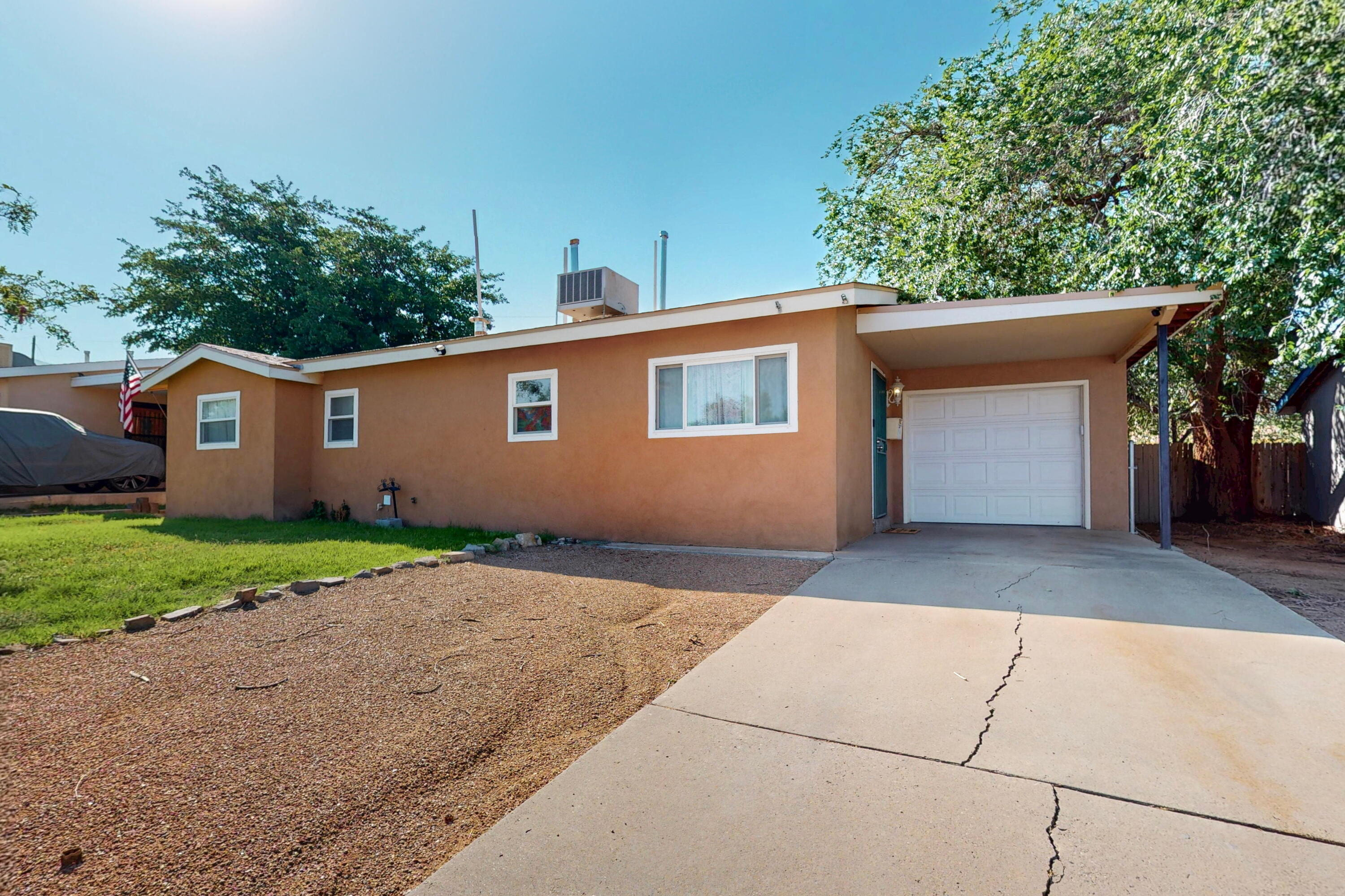 Fully updated and move-in ready! Features include granite countertops, beautiful floors, and spacious rooms. Modern windows fill the home with natural light and a tankless hot water heater ensures endless comfort and energy efficiency. The fully fenced backyard offers grass, a covered patio, and mountain views. Conveniently located near schools, shopping, and restaurants. This home is truly stunning and a must-see to appreciate everything it offers.