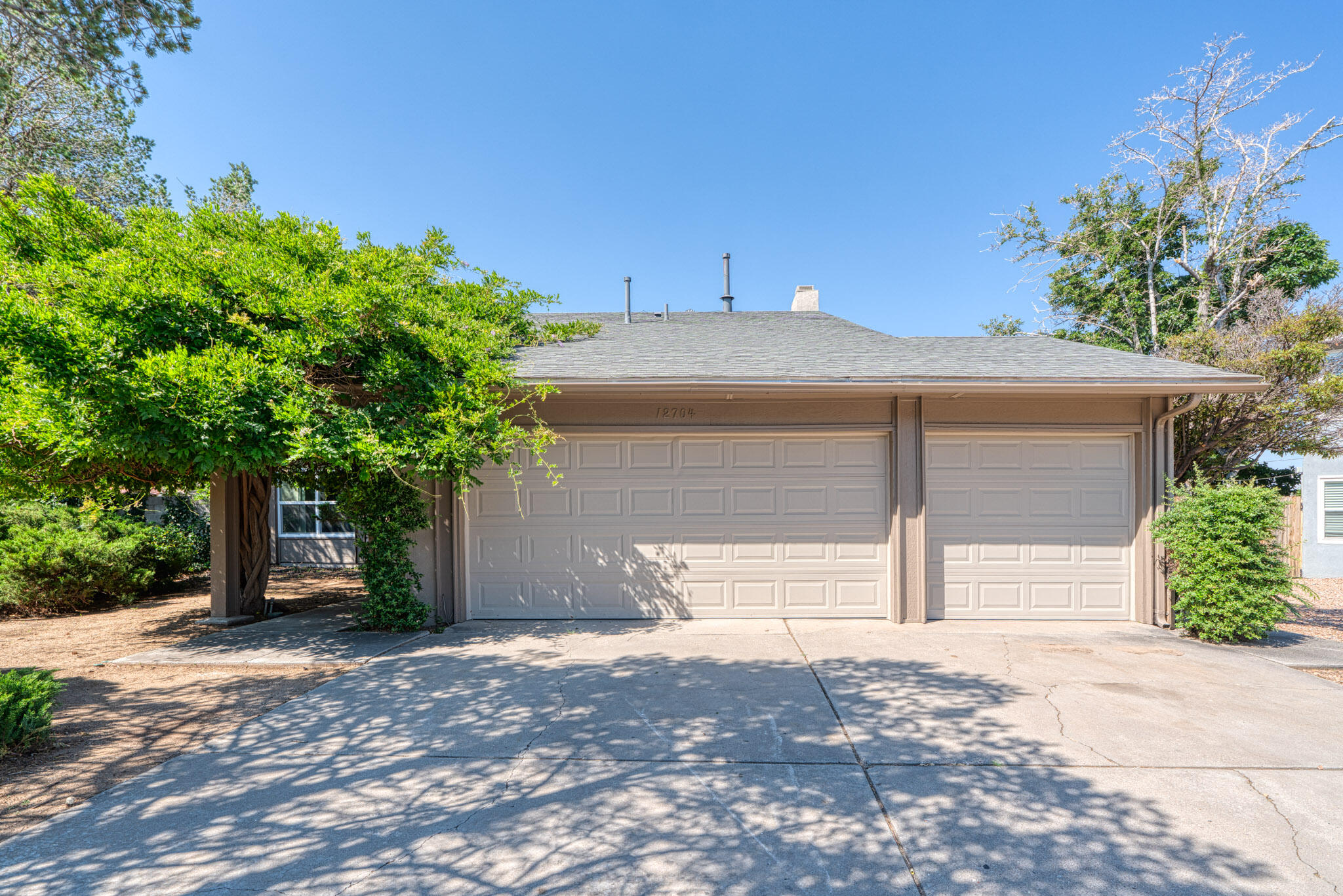 Newly refreshed & ready for you! This renovated, classic beauty is in a cul-de-sac, has 4/3, 3 car gar, 2 living spaces, sep dining. All bedrms are upstairs. Featuring NEW windows, sliders, doors, flooring, paint, kitchen, bathrooms, fixtures, manicured yards. Walk in to the front living space w/ corner windows, FP, open to the dining area. Dining flows to the stunning, chic kitchen. Work the magic in class! Kitchen is open on both sides has a panty, breakfast nook. Past the kitchen is a slider to the BY, 2nd living area w/ a FP, spare half bath, laundry rm w/ storage. Upstairs.. the primary is spacious w/ mountain views from the corner windows, 2 closets, 2 sinks, walk in shower. 3 spares, lg deck for the sunsets. BY has covered patio, views, plenty of room to play, pool, toys! Come see!