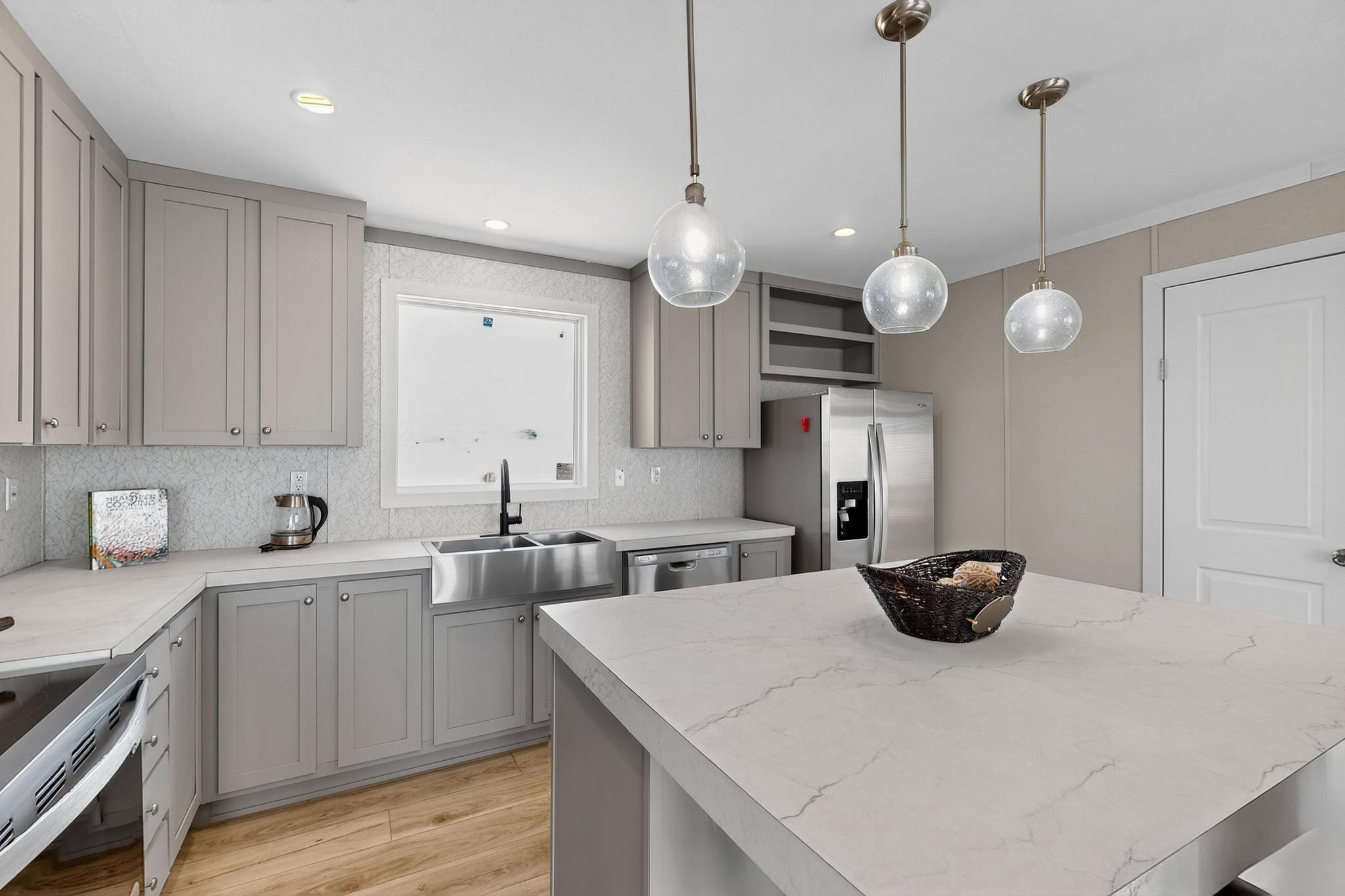 Welcome home to your brand new home one 2.5 acres. Walk in to the huge open area with a large kitchen island, new appliances, and views of the mountains outside your kitchen window, just above the stainless steel farmhouse sink. This 4 bedroom home features both the open living area as well as the separate family room. Schedule your showing today before this gem is gone! Virtual tour, 3d walkthrough available.