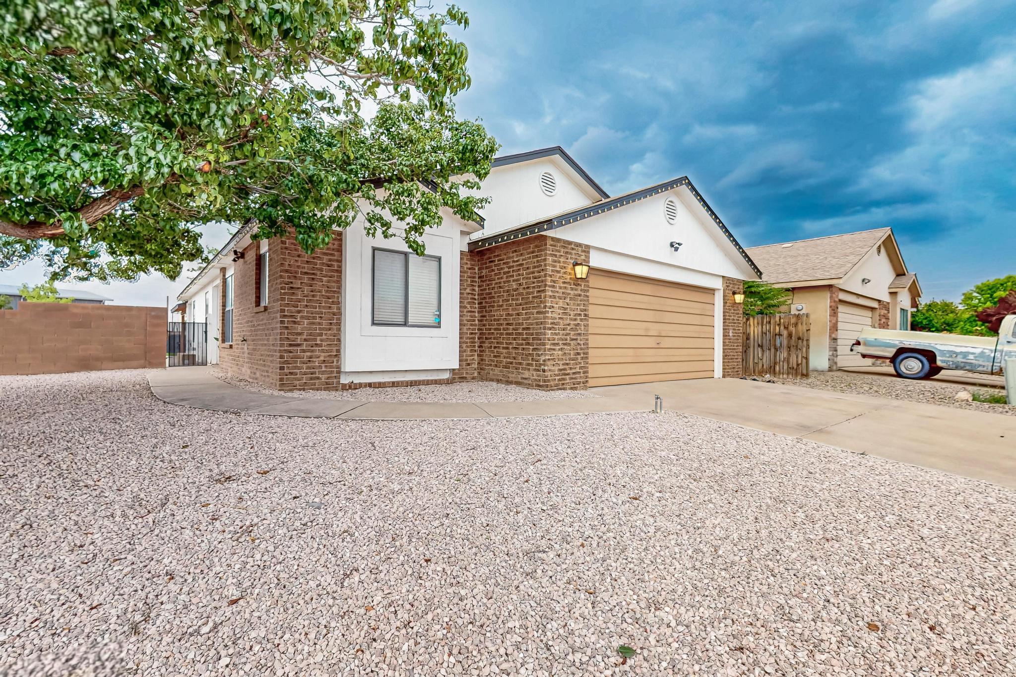 Beautiful One-story home with open floor plan & tall ceilings in a oversized corner lot on a cul-de -sac street, Backyard features a nice gazebo great for entertaining, Fantastic location near shopping and dinning, Ladera golf course, Petroglyph National Monument, St. Pius & Bosque School, Parks and Walking Trails with easy access to I40. Schedule your showing today!
