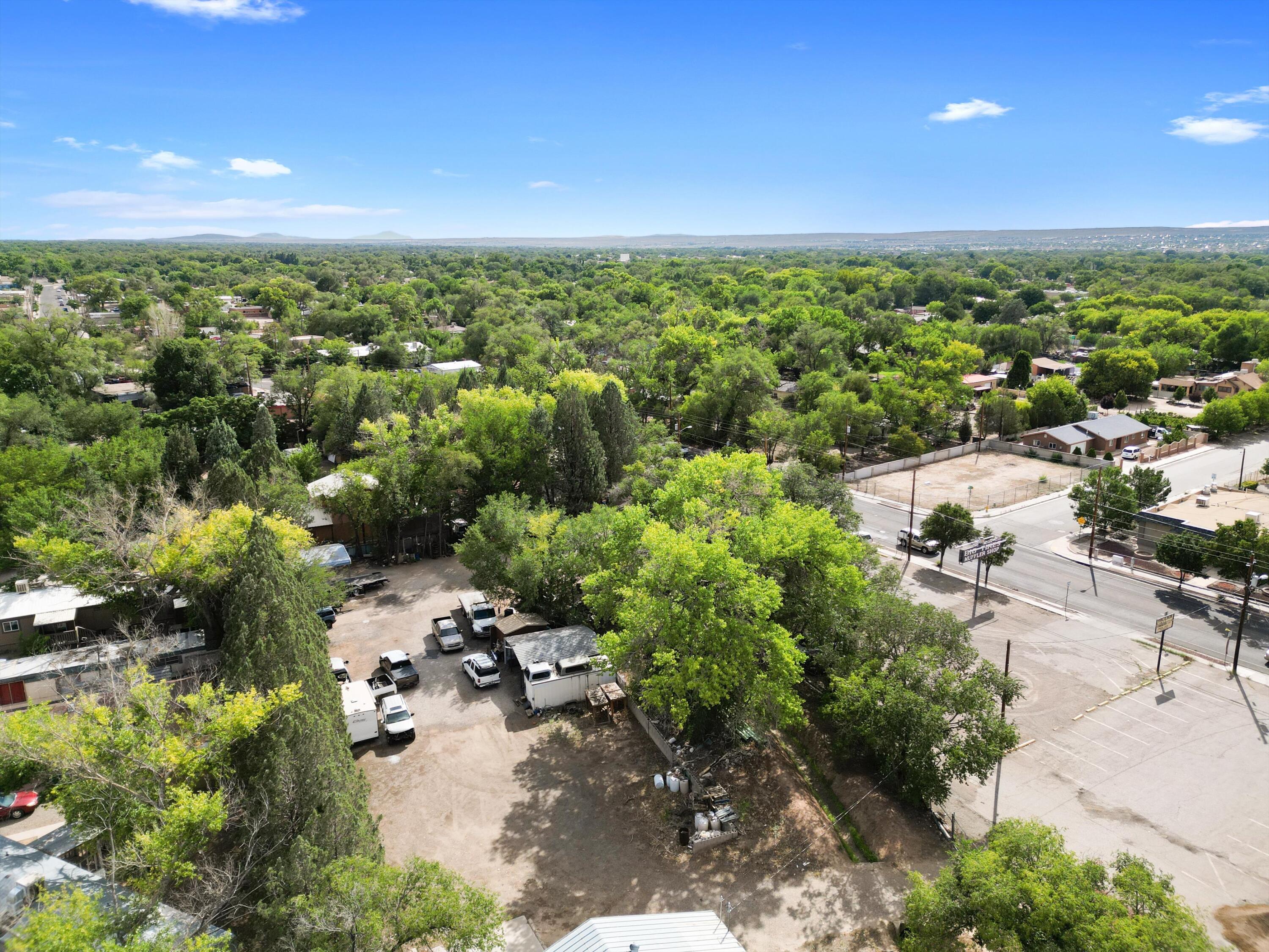 430 Isleta Boulevard SW, Albuquerque, New Mexico 87105, ,Commercial Sale,For Sale,430 Isleta Boulevard SW,1041709