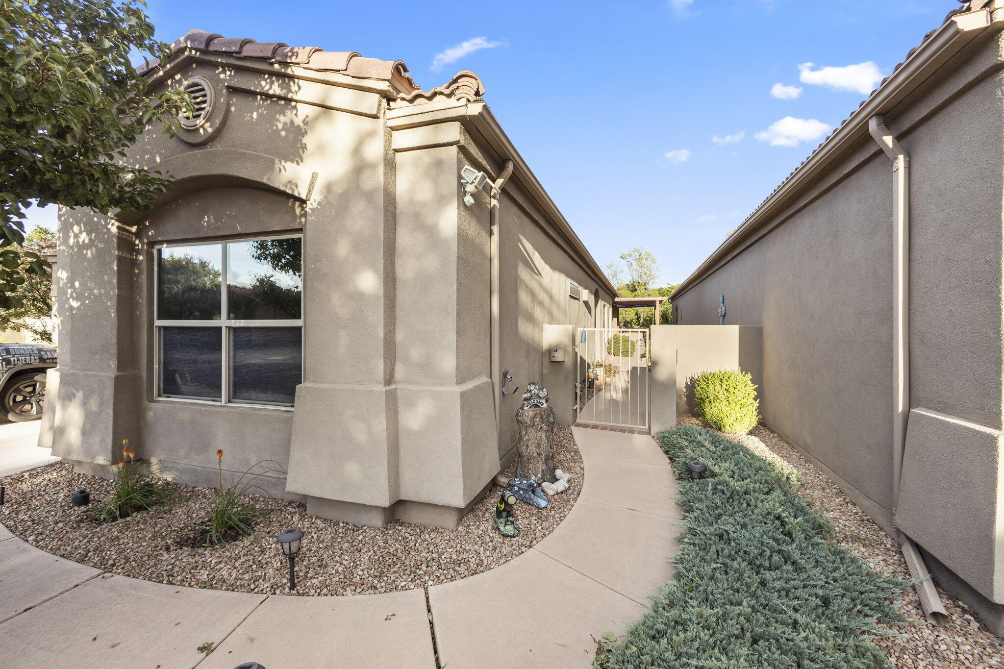 3904 Rock Dove Trail NW, Albuquerque, New Mexico 87120, 2 Bedrooms Bedrooms, ,2 BathroomsBathrooms,Residential,For Sale,3904 Rock Dove Trail NW,1042048