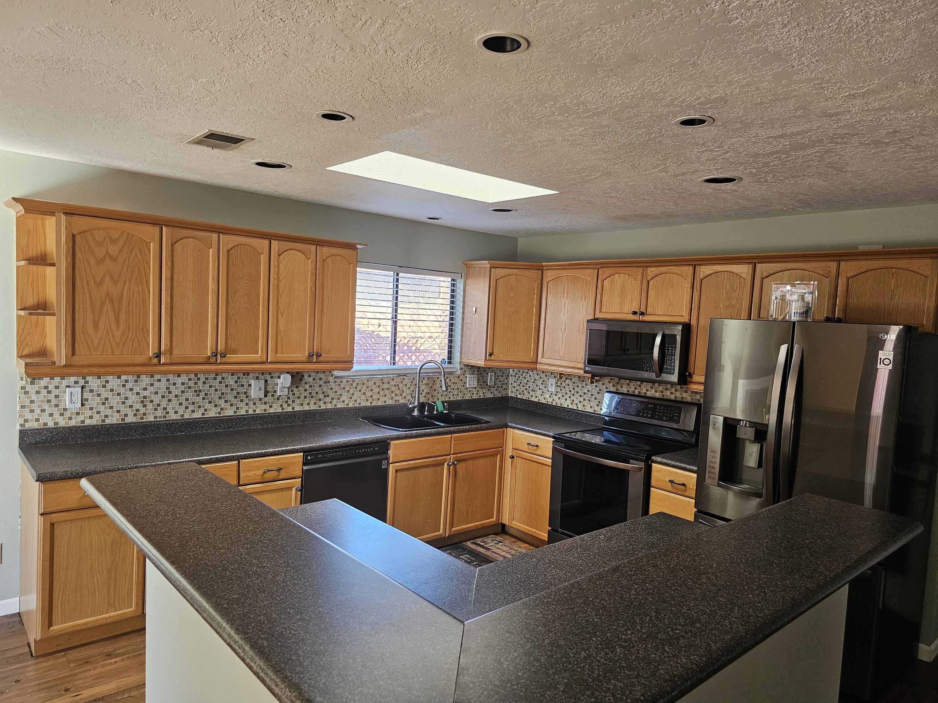 5212 Territorial Road NW, Albuquerque, New Mexico 87120, 3 Bedrooms Bedrooms, ,2 BathroomsBathrooms,Residential,For Sale,5212 Territorial Road NW,1042233
