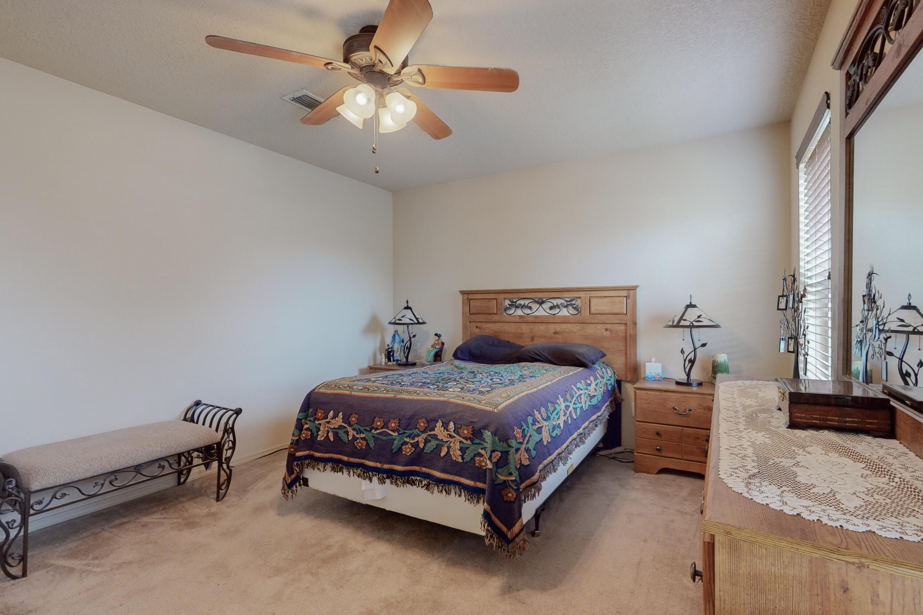 1219 Telstar Loop NW, Albuquerque, New Mexico 87121, 3 Bedrooms Bedrooms, ,2 BathroomsBathrooms,Residential,For Sale,1219 Telstar Loop NW,1043855