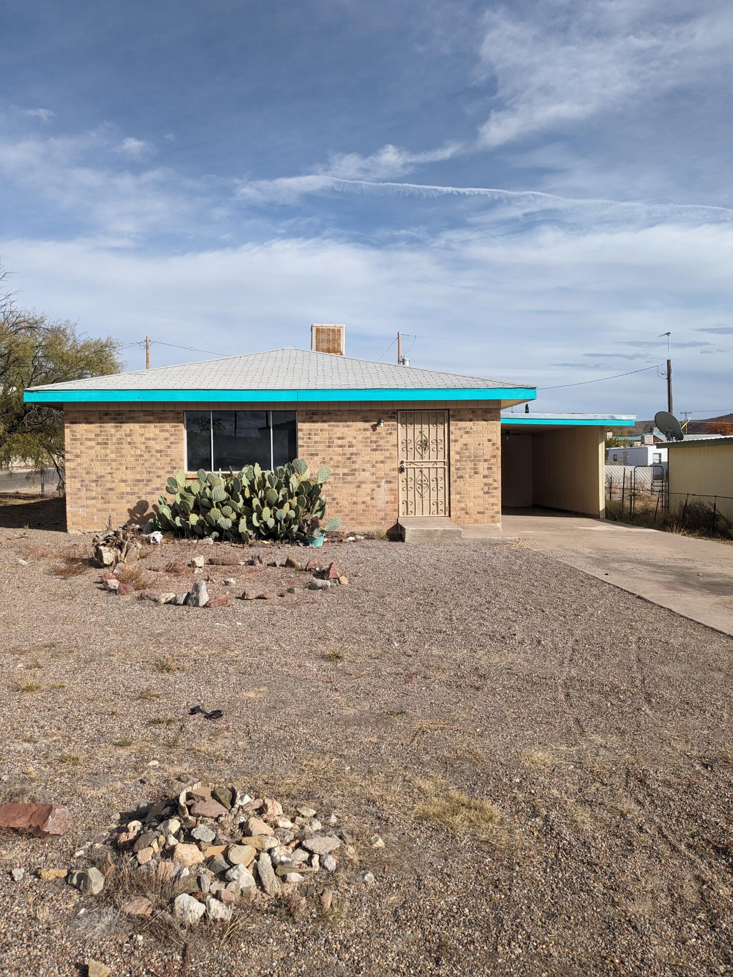 817 N Gold Street, Truth or Consequences, NM 