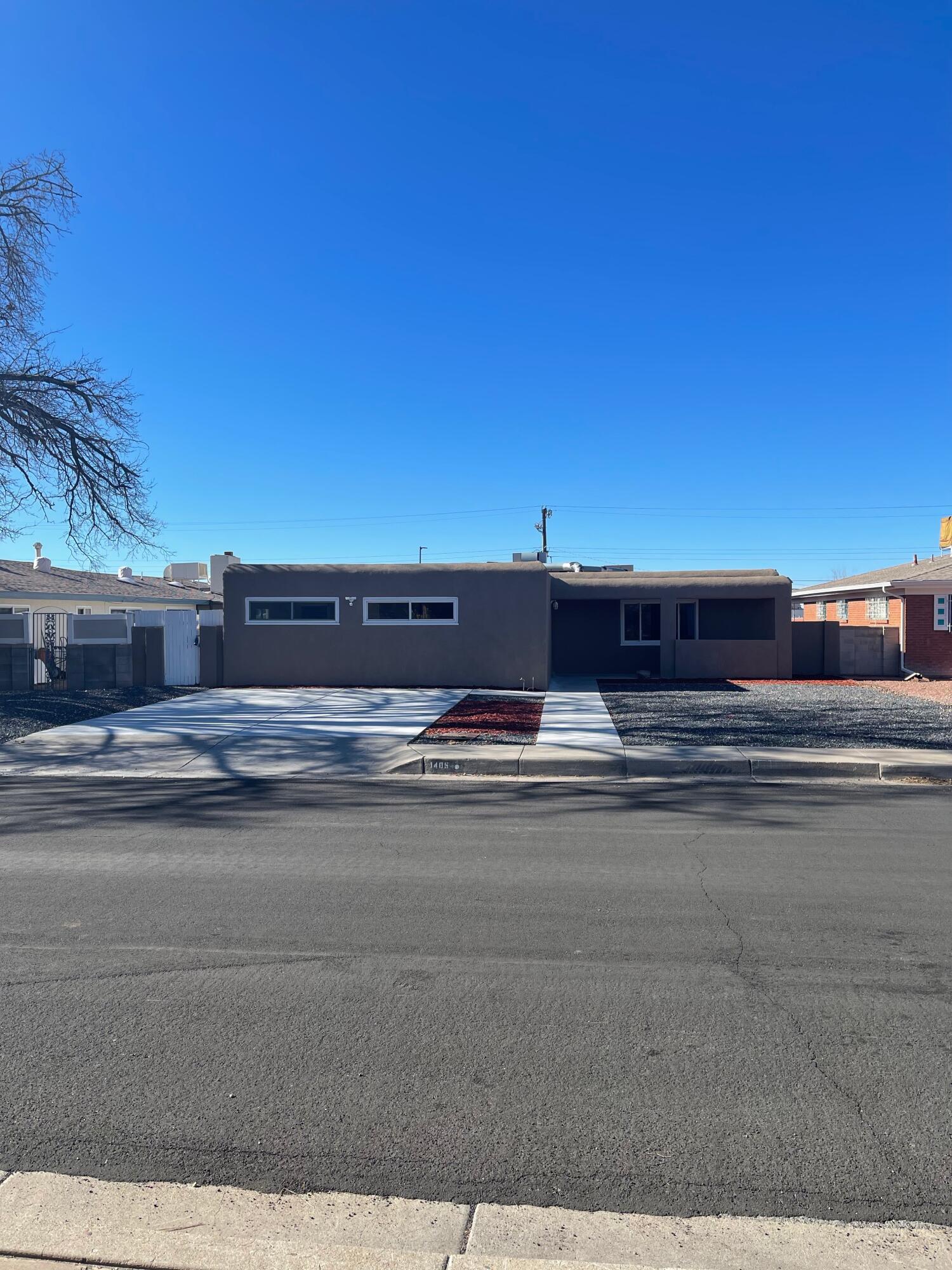 1405 Arizona Street NE, Albuquerque, NM 