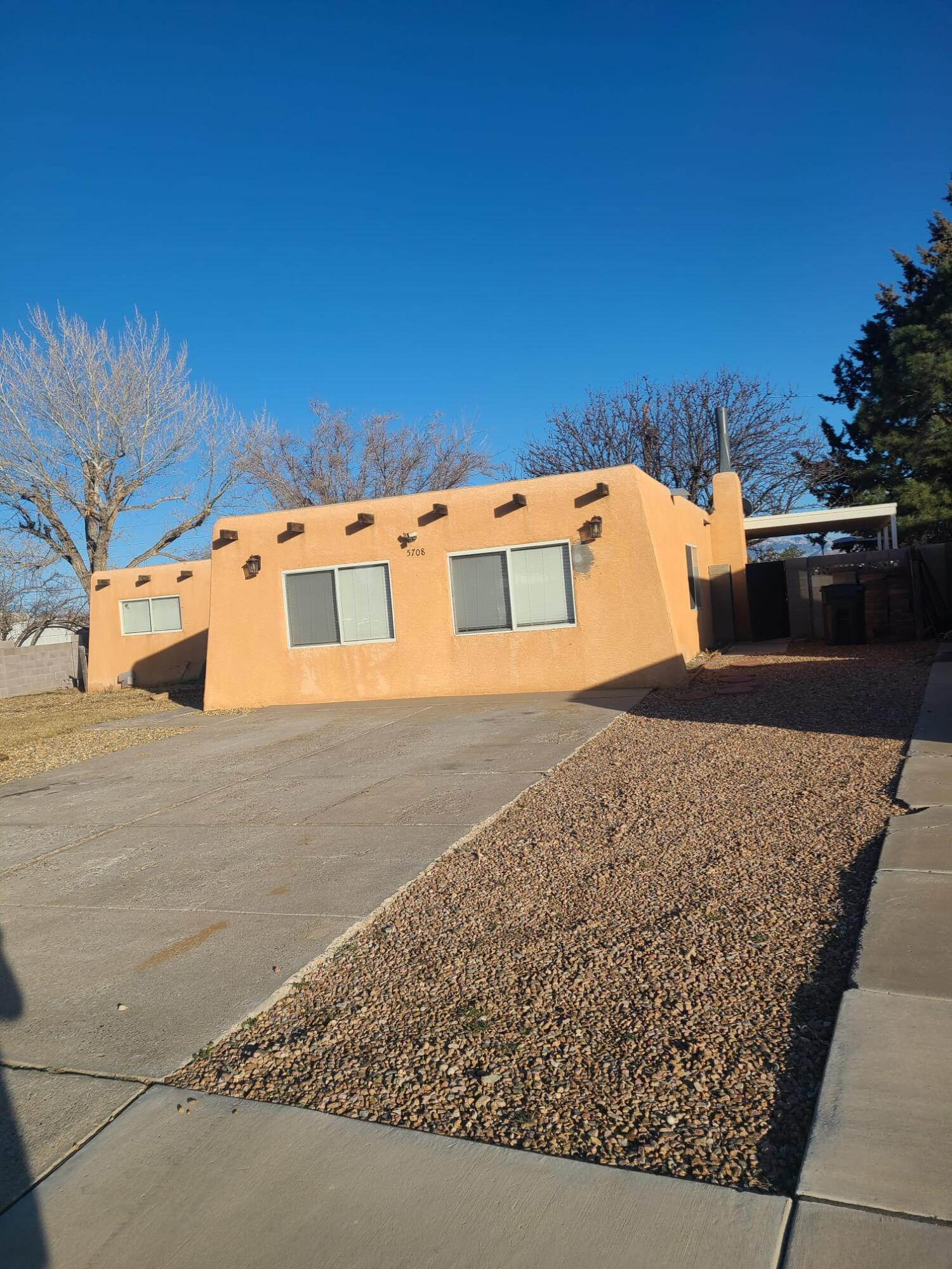 5708 Piedra Road, Albuquerque, NM 