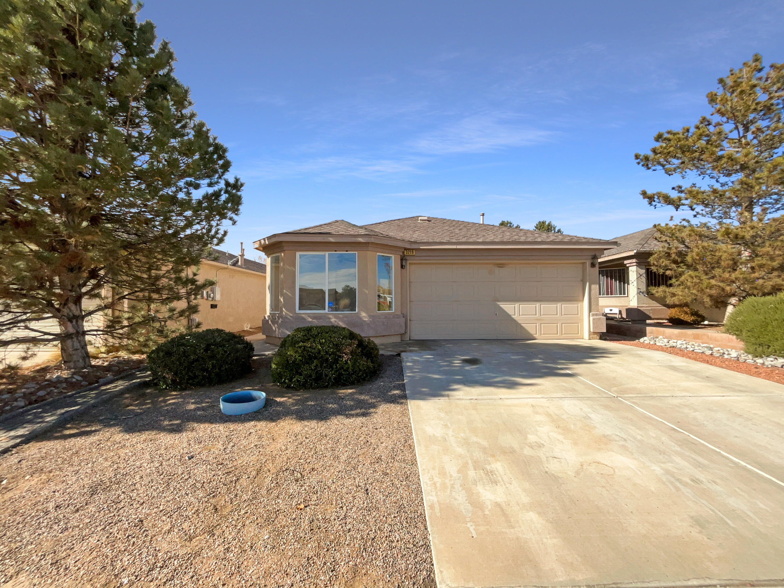 3219 Yellow Pine Lane SW, Albuquerque, NM 