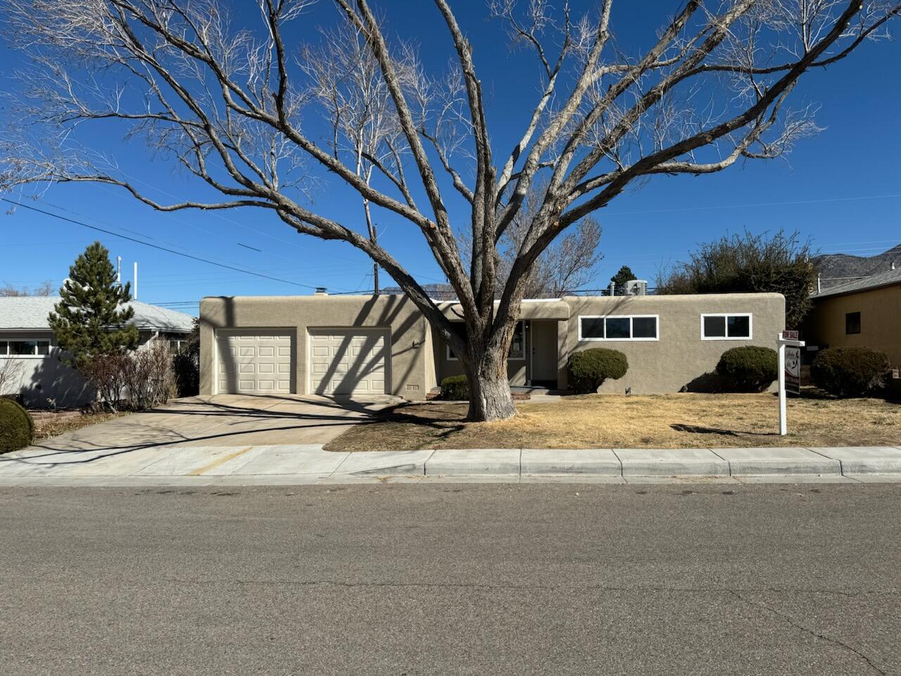 11605 Baldwin Avenue NE, Albuquerque, NM 