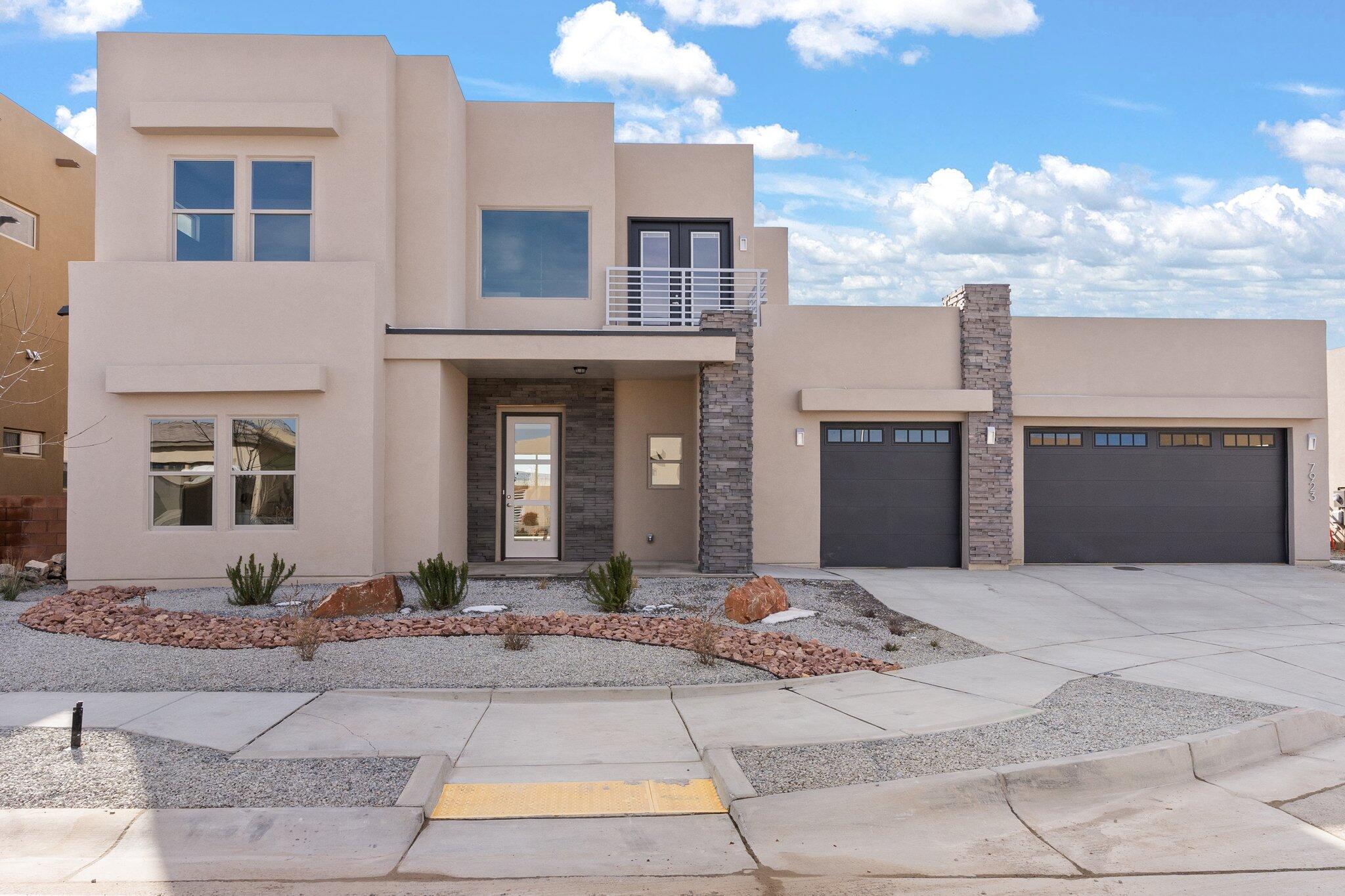 7923 Tiburon Hills Drive NW, Albuquerque, NM 