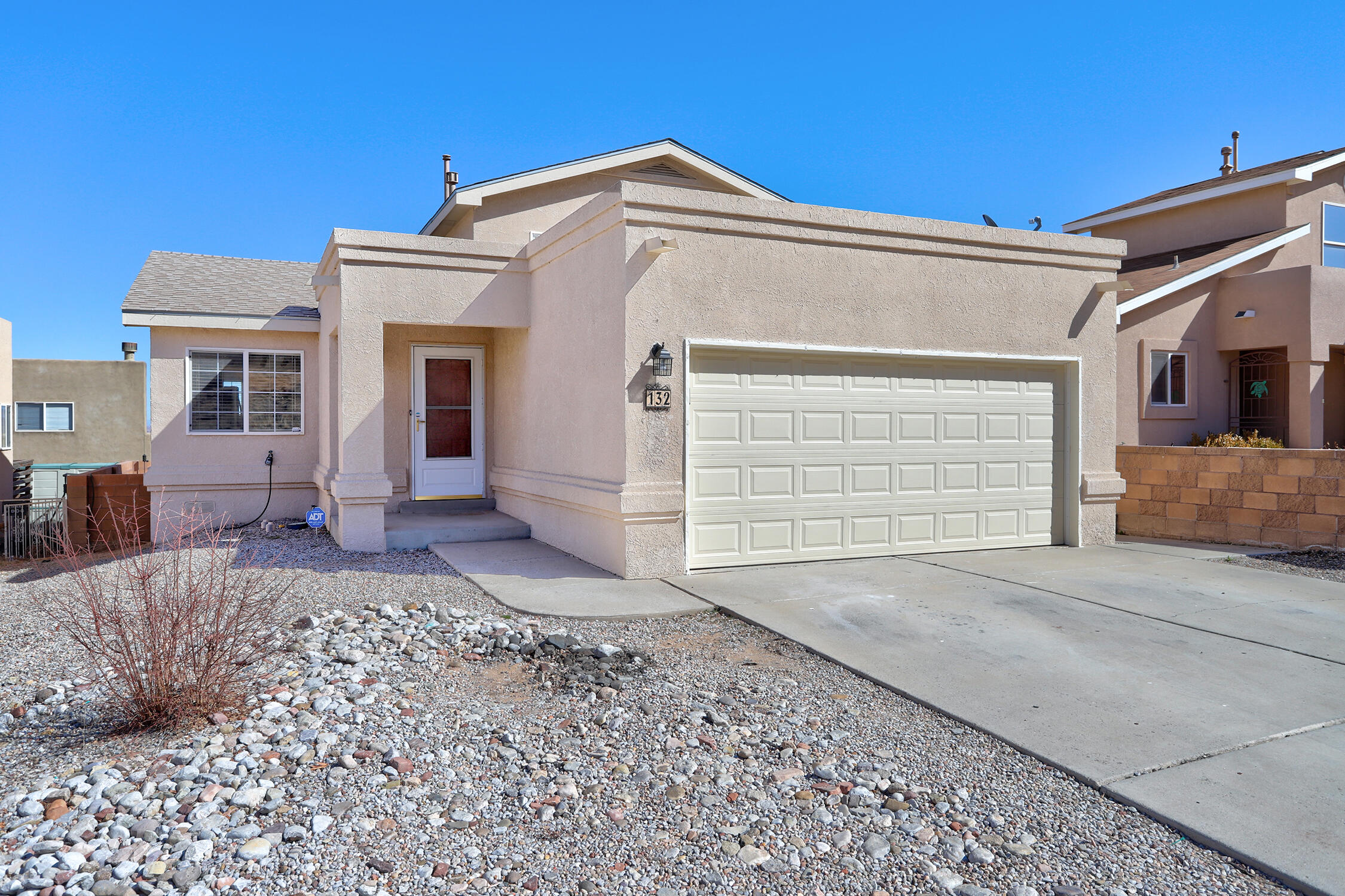 This inviting freshly painted 4 bedroom, 2-1/2 bath tri-level residence home in the heart of Rio Rancho is waiting for you! This cozy retreat offers plenty of space perfect for entertaining or unwinding after a long day. Washer, dryer, & refrigerator are included for added convenience. In the summers enjoy the comfort of refrigerated air throughout. Outside, enjoy your private backyard with easy-care turf. Situated near an array of amenities such as shopping, dining, entertainment and more, this home offers the ideal blend of convenience and leisure. For commuting, easy access to Santa Fe & Los Alamos. Plus, benefit from being within the highly desired Rio Rancho Schools District This one is a gem, don't miss out!