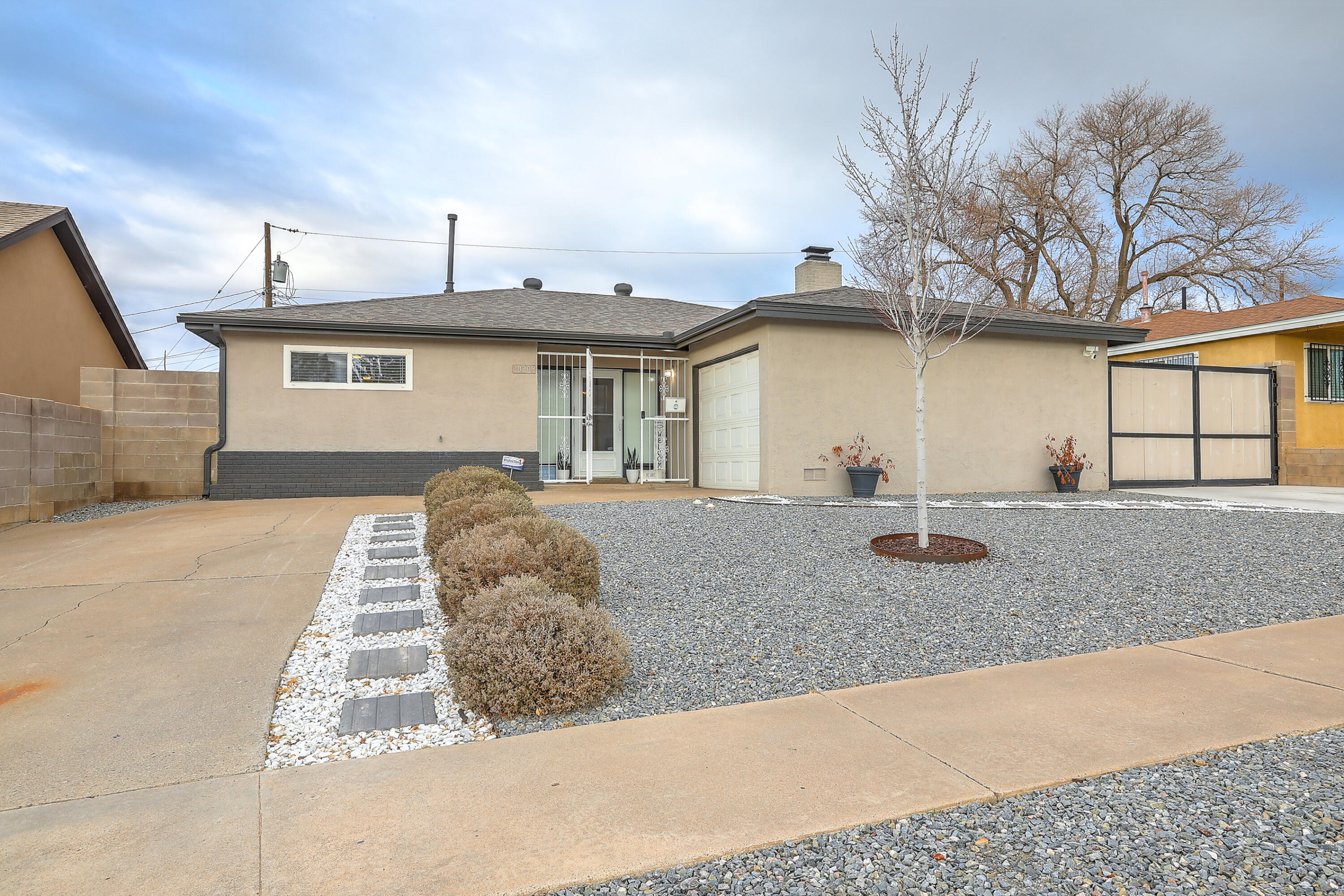 10205 Ellen Court NE, Albuquerque, NM 