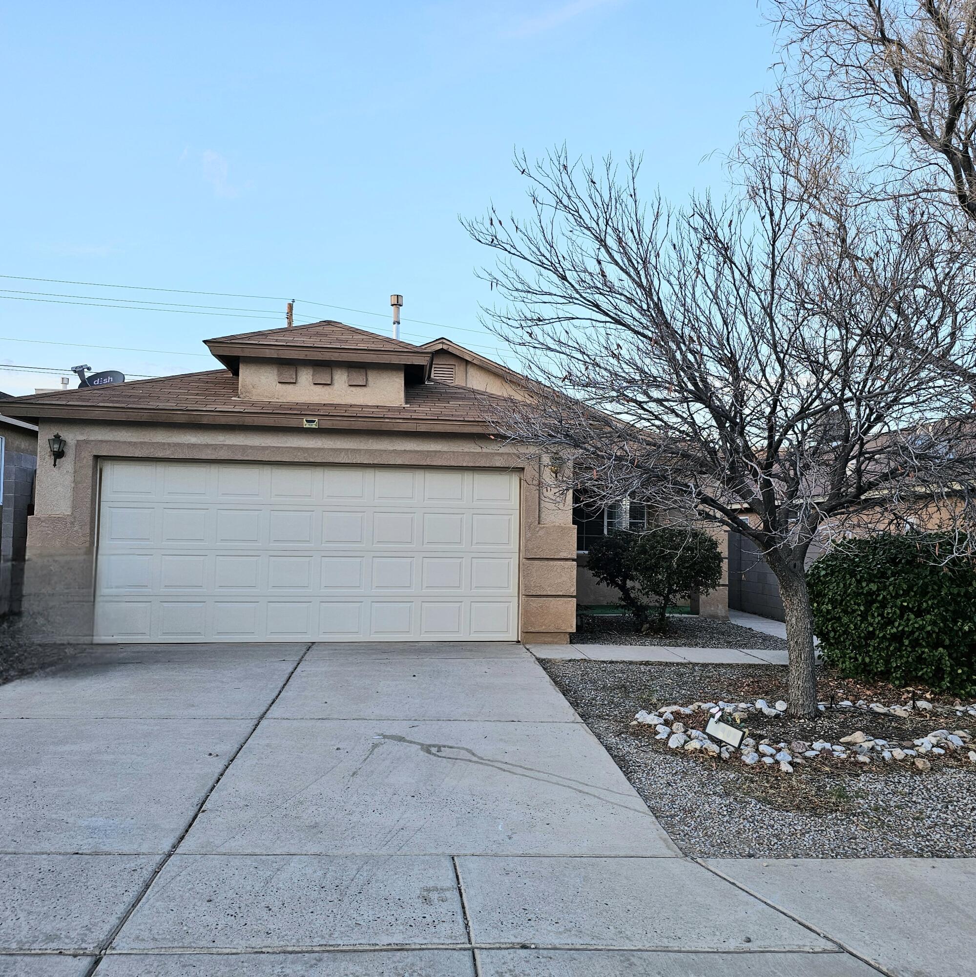 Welcome home! This charming home offers a practical and comfortable floorplan. This 3-bedroom, 2-bathroom home. Come and see for yourself. Great location, located near Rust Medical Center, CNM, shopping and dining.