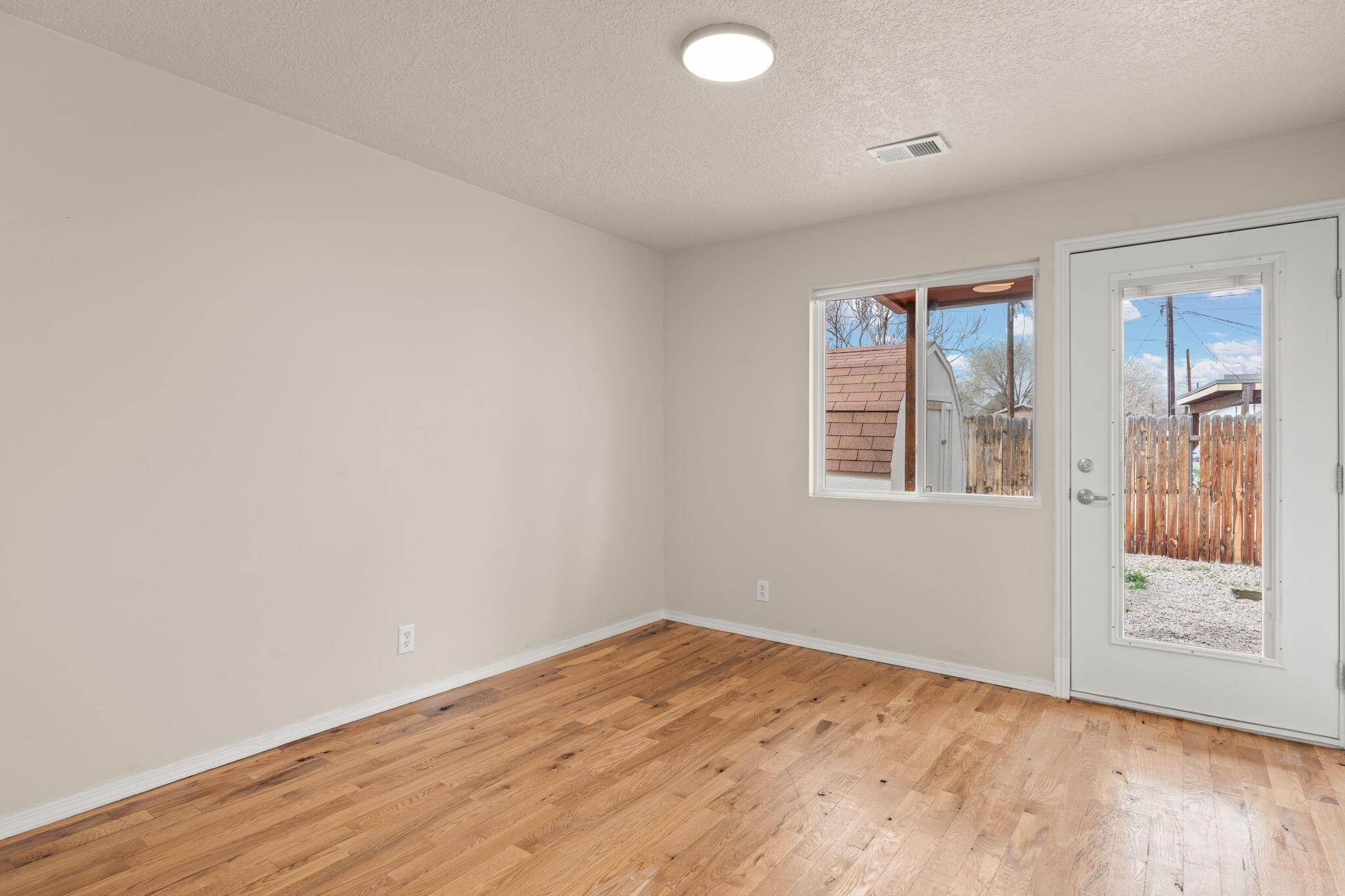 511 Keleher Avenue NW, Albuquerque, New Mexico 87102, 2 Bedrooms Bedrooms, ,1 BathroomBathrooms,Residential,For Sale,511 Keleher Avenue NW,1057920