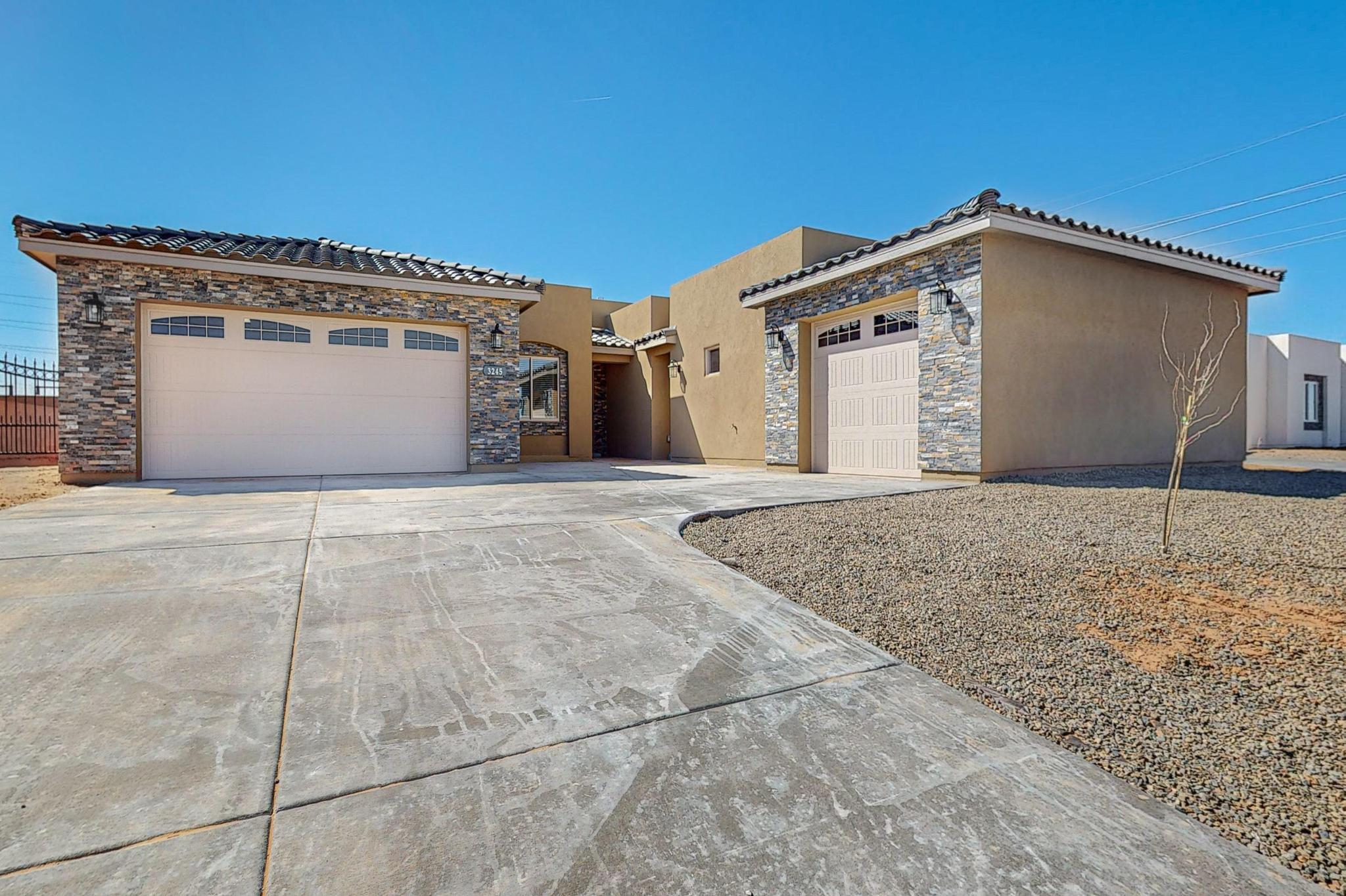 3245 Vatapa, Rio Rancho, NM 