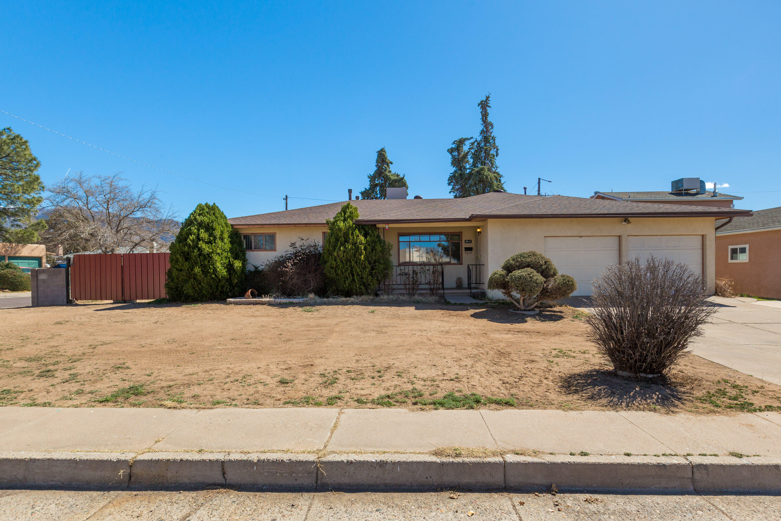 9512 Alta Monte Avenue NE, Albuquerque, NM 