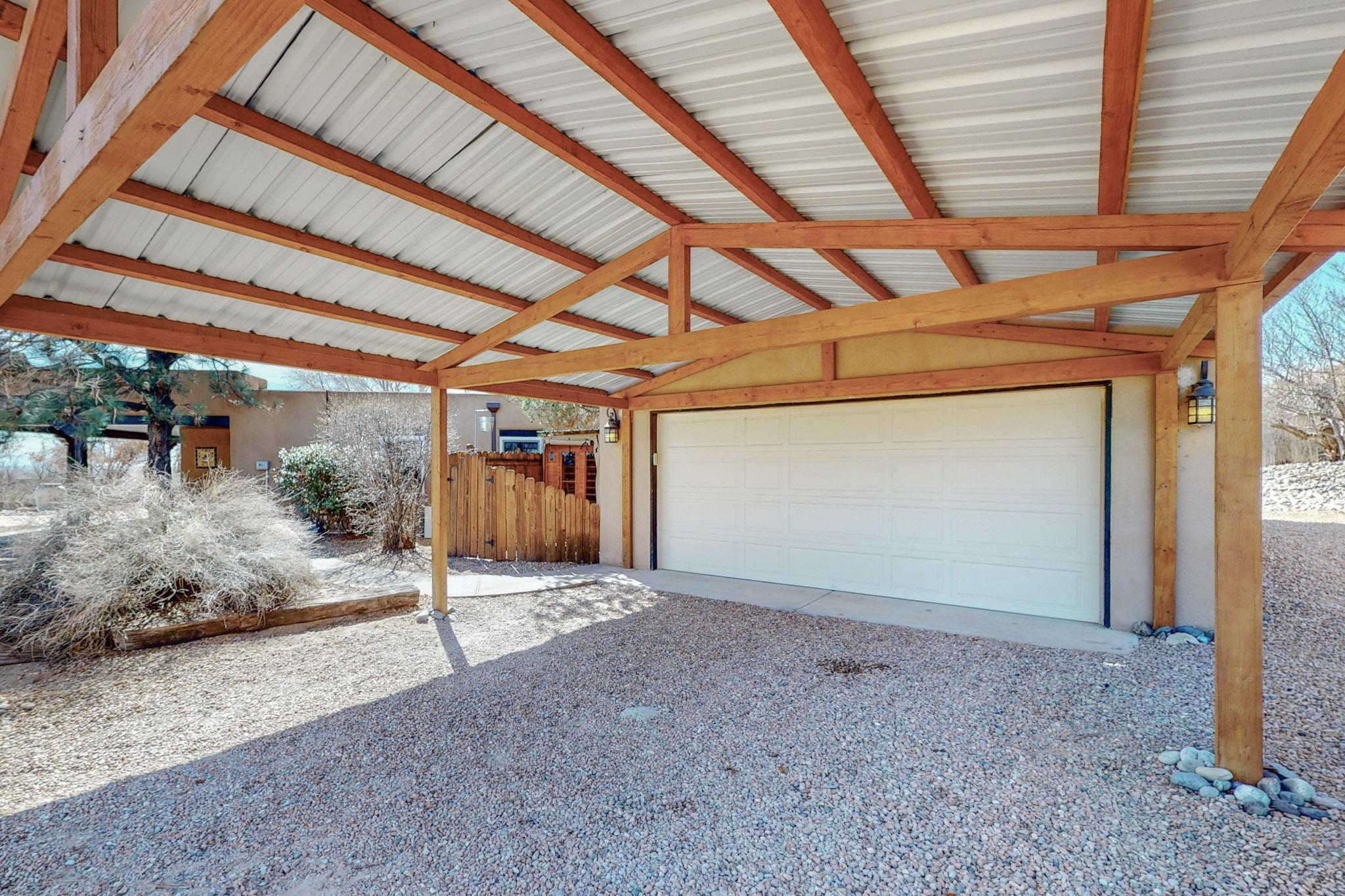 1432 Camino Hermosa Street, Corrales, New Mexico 87048, 3 Bedrooms Bedrooms, ,2 BathroomsBathrooms,Residential,For Sale,1432 Camino Hermosa Street,1058337