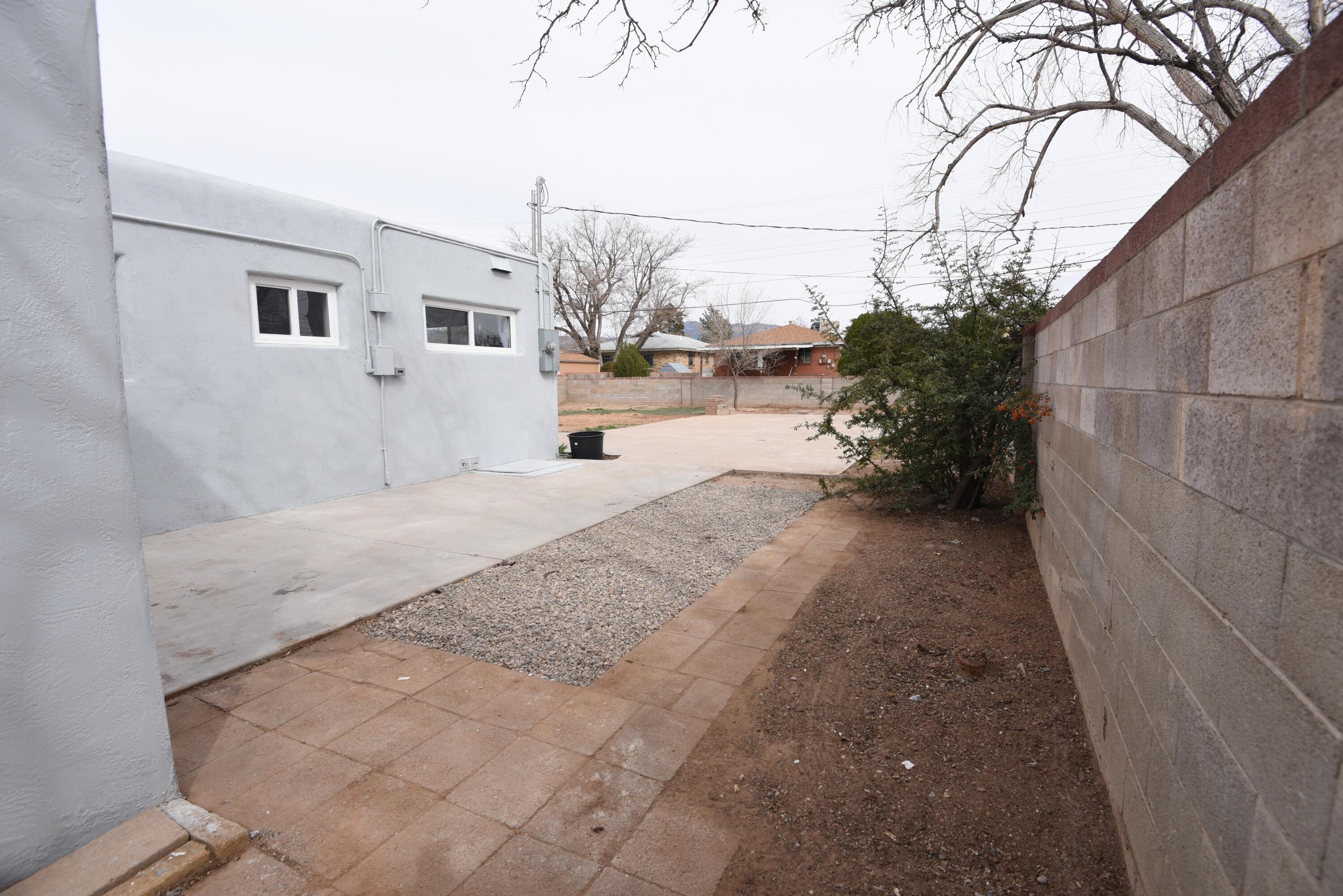 728 Cagua Drive SE, Albuquerque, New Mexico 87108, 3 Bedrooms Bedrooms, ,1 BathroomBathrooms,Residential,For Sale,728 Cagua Drive SE,1058395