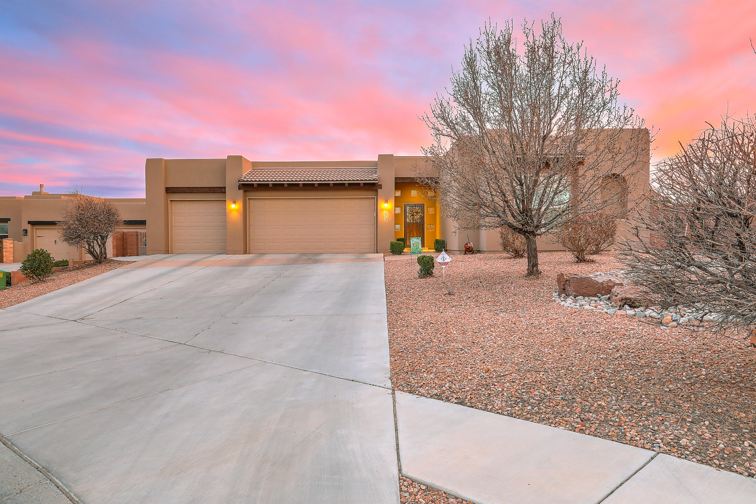 5012 Camino Valle Trail NW, Albuquerque, NM 