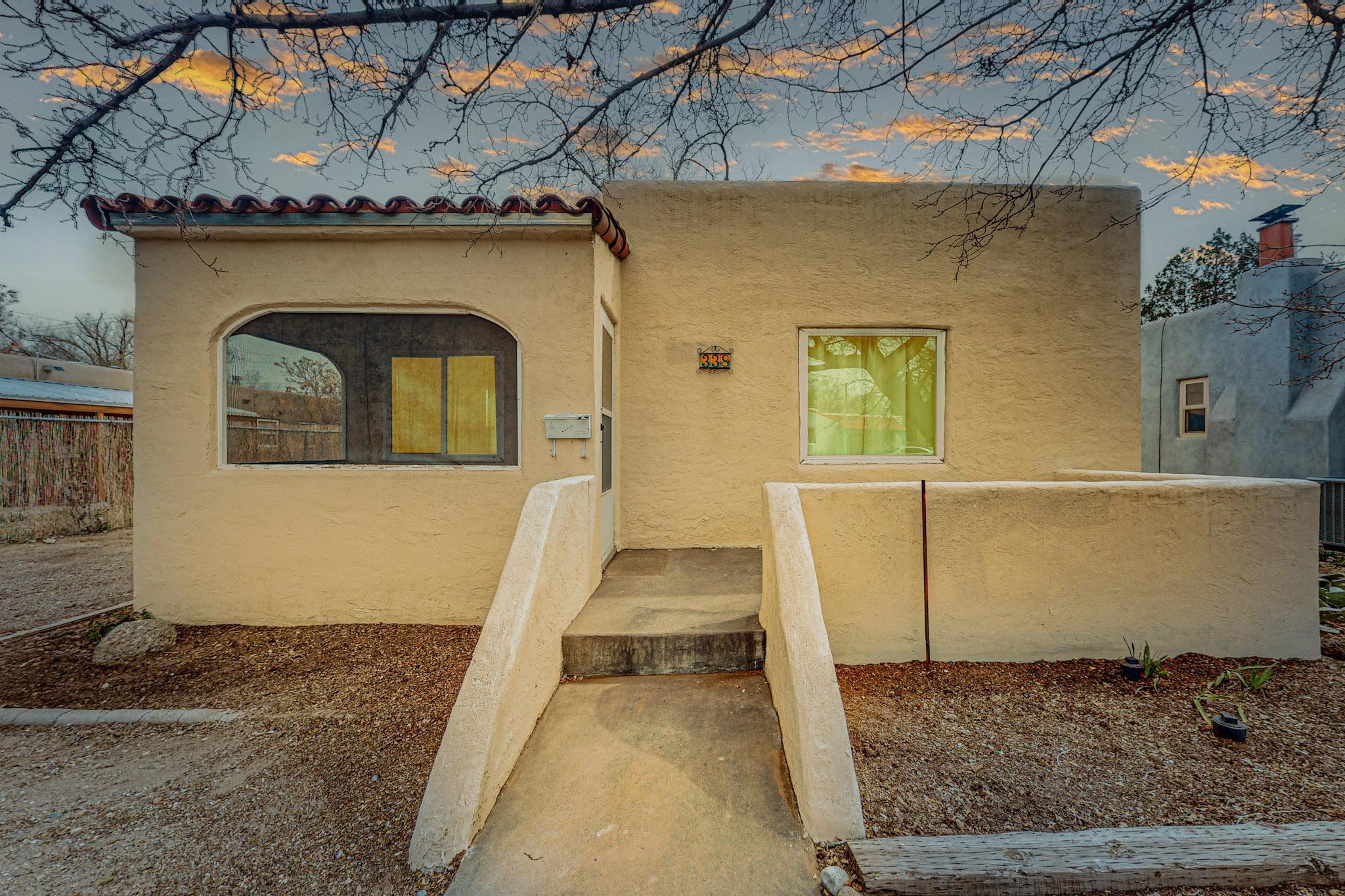 338 Carlisle Boulevard NE, Albuquerque, NM 