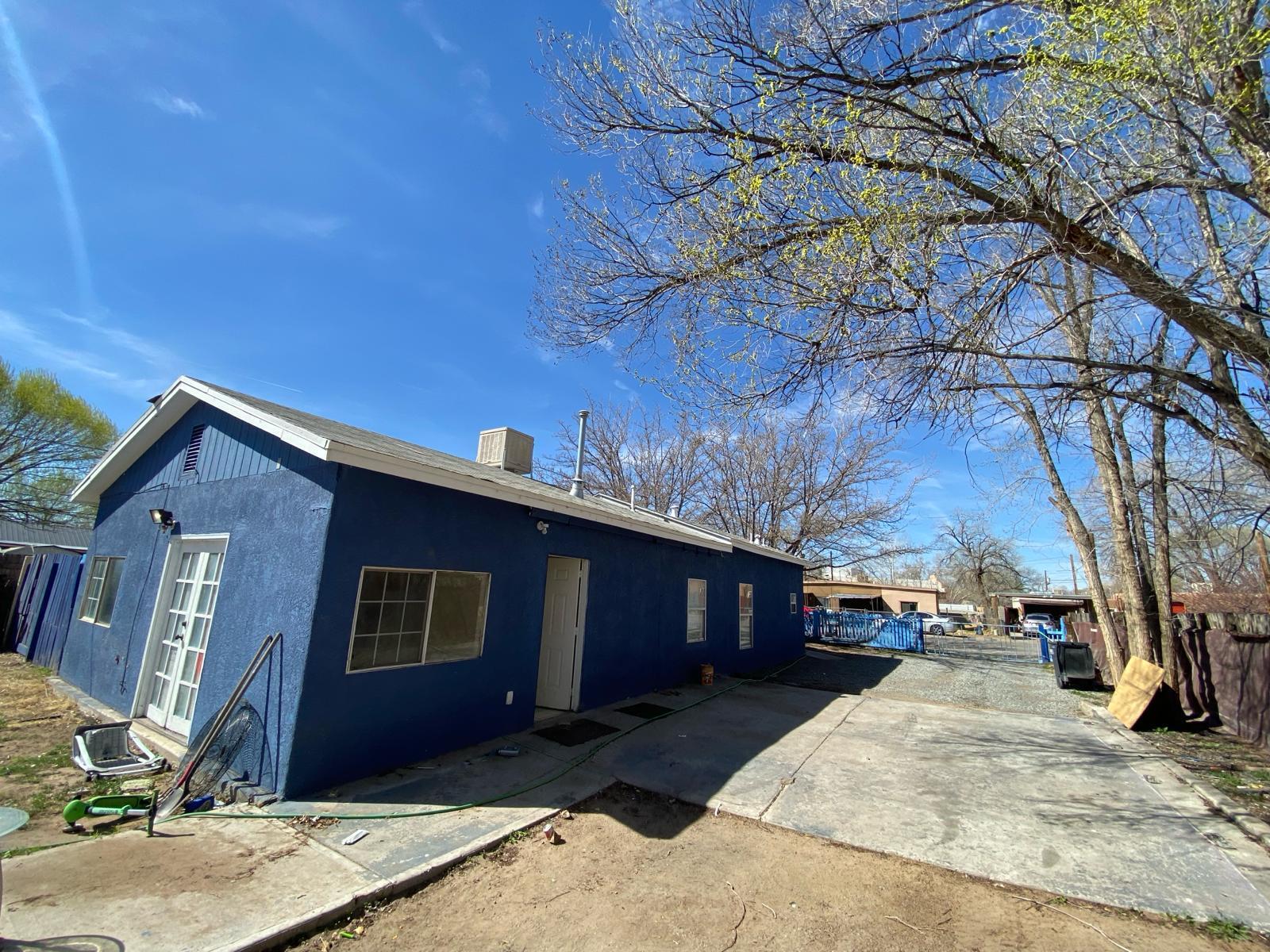 Nice home in the SW with 2-3 br, 1ba. Big yard with access to the back, new painting, fascia, flooring, swamp cooler, and much more, seller will consider a REC at 240,000 purchase price with 20% down payment, monthly P&I 1,902.00, for more info contact agent