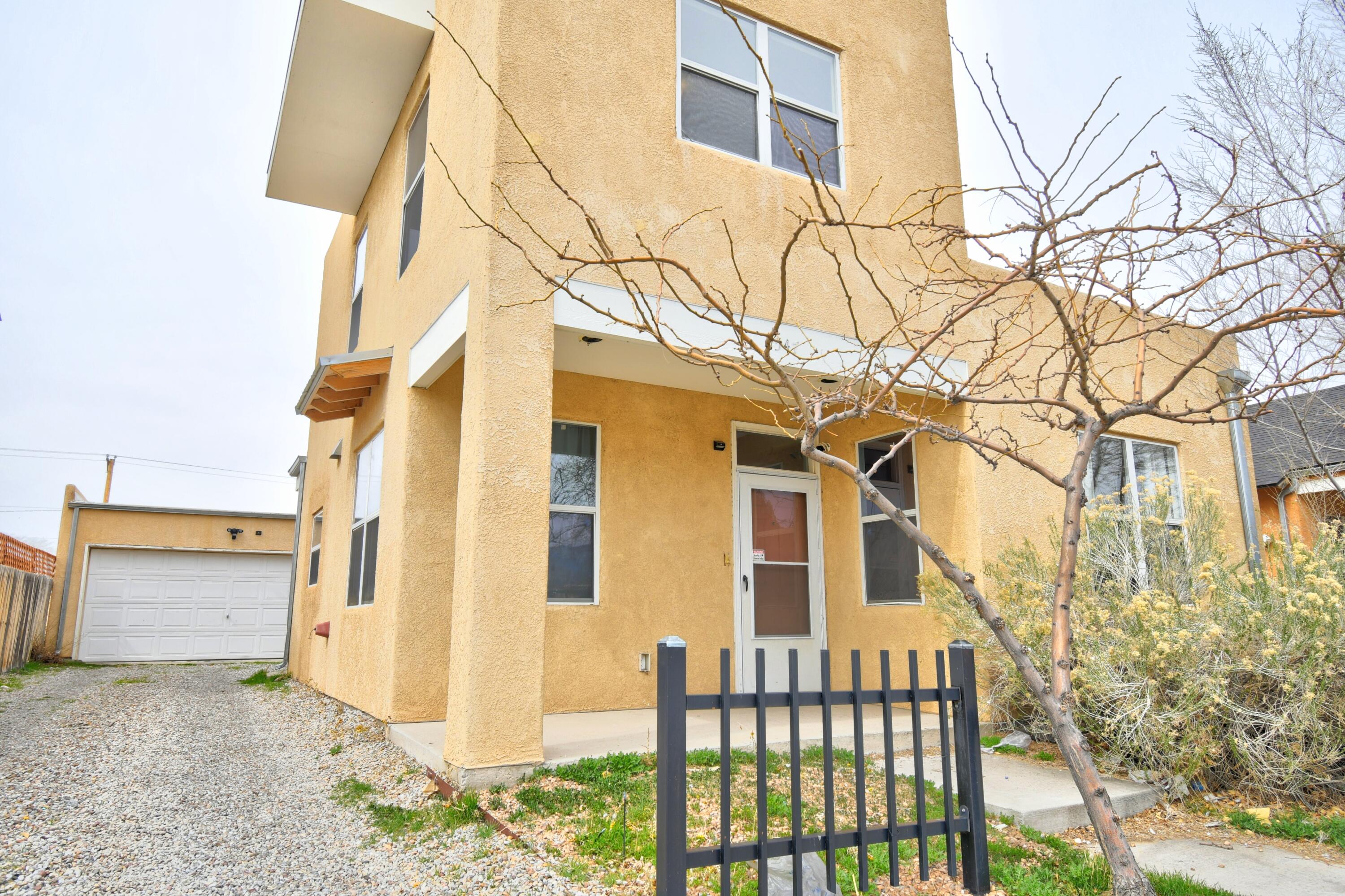 547 Pennsylvania Street SE, Albuquerque, NM 