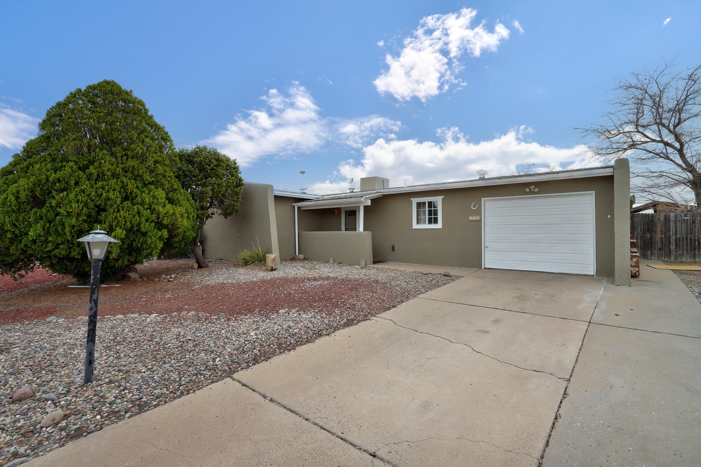 508 Villa Verde Drive SE, Rio Rancho, NM 