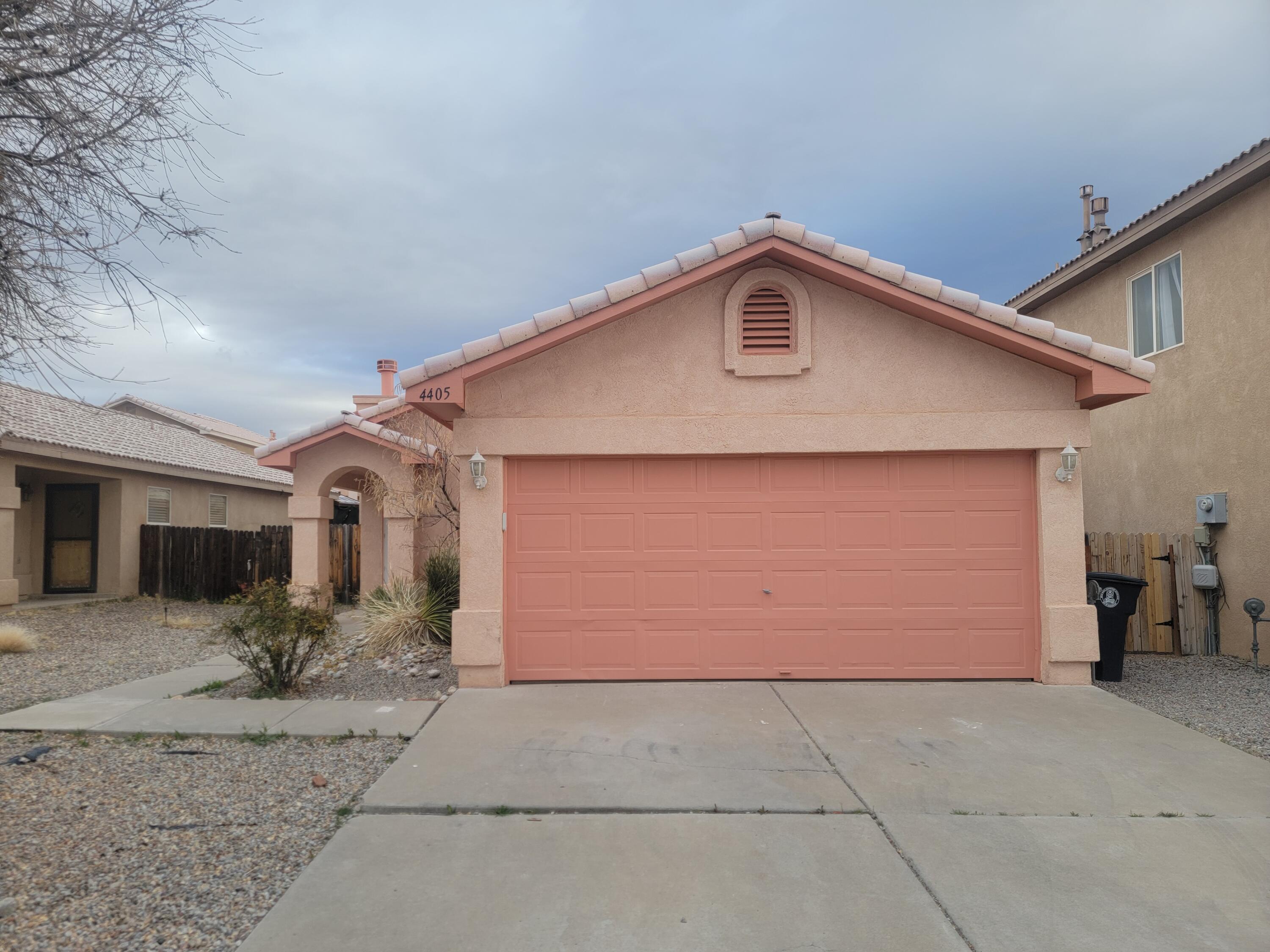 4405 Cuarzo Avenue NW, Albuquerque, NM 