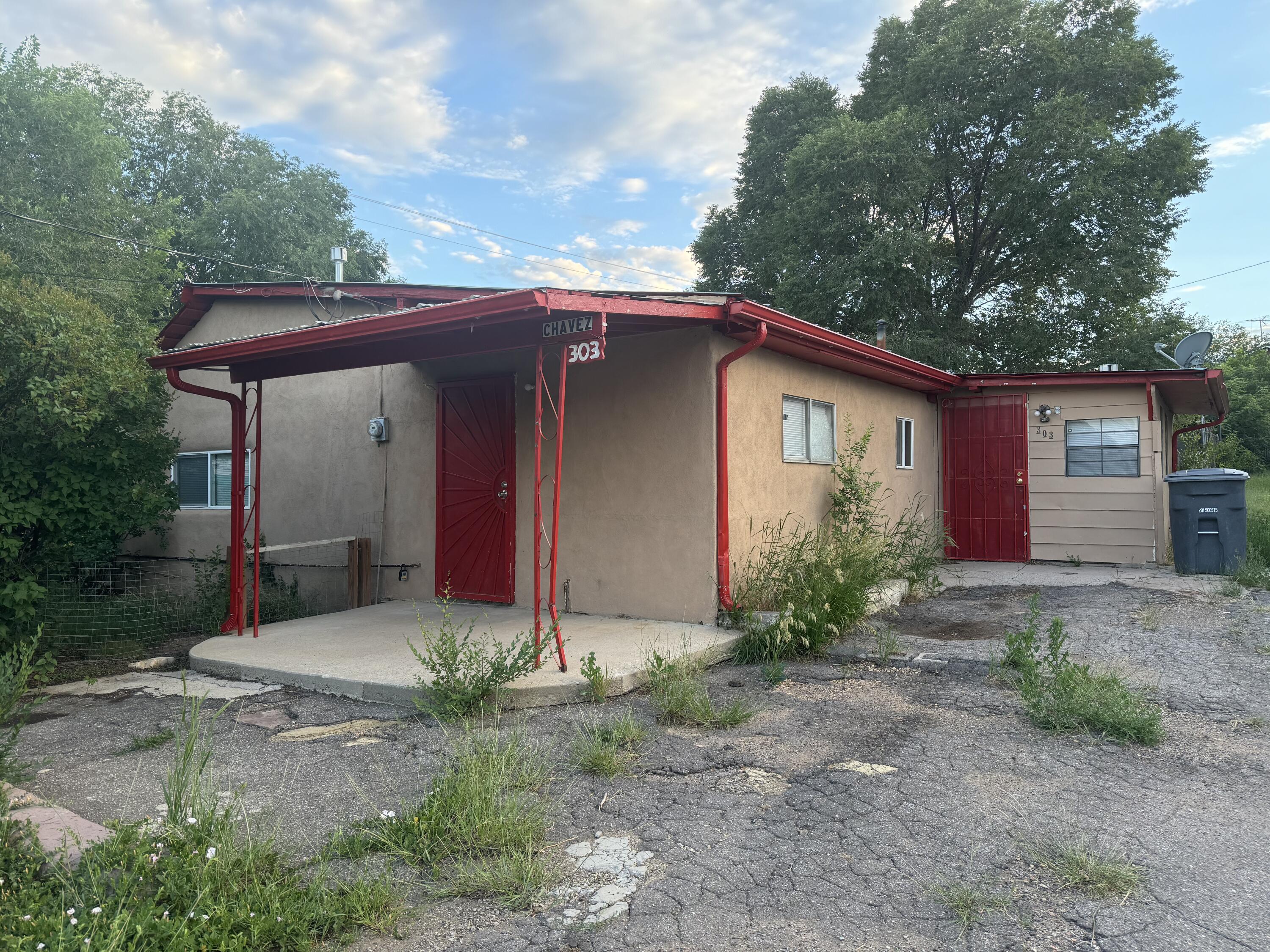 303 Chavez Street, Las Vegas, NM 