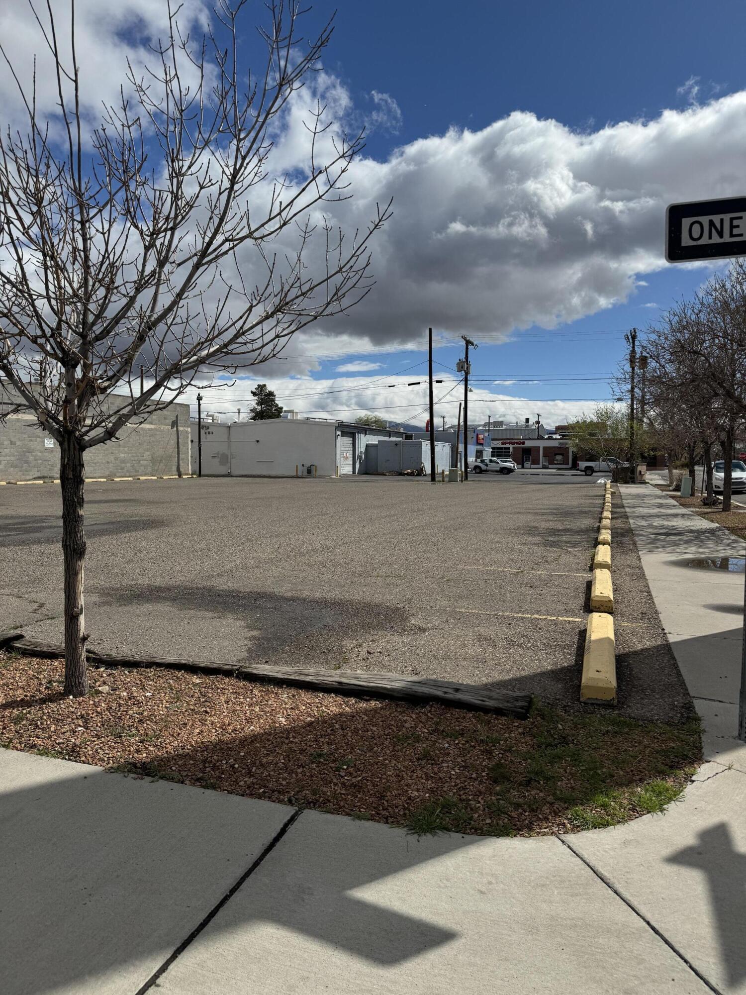 215-223 Marble Avenue NW, Albuquerque, New Mexico 87102, ,Commercial Lease,For Rent,215-223 Marble Avenue NW,1059007