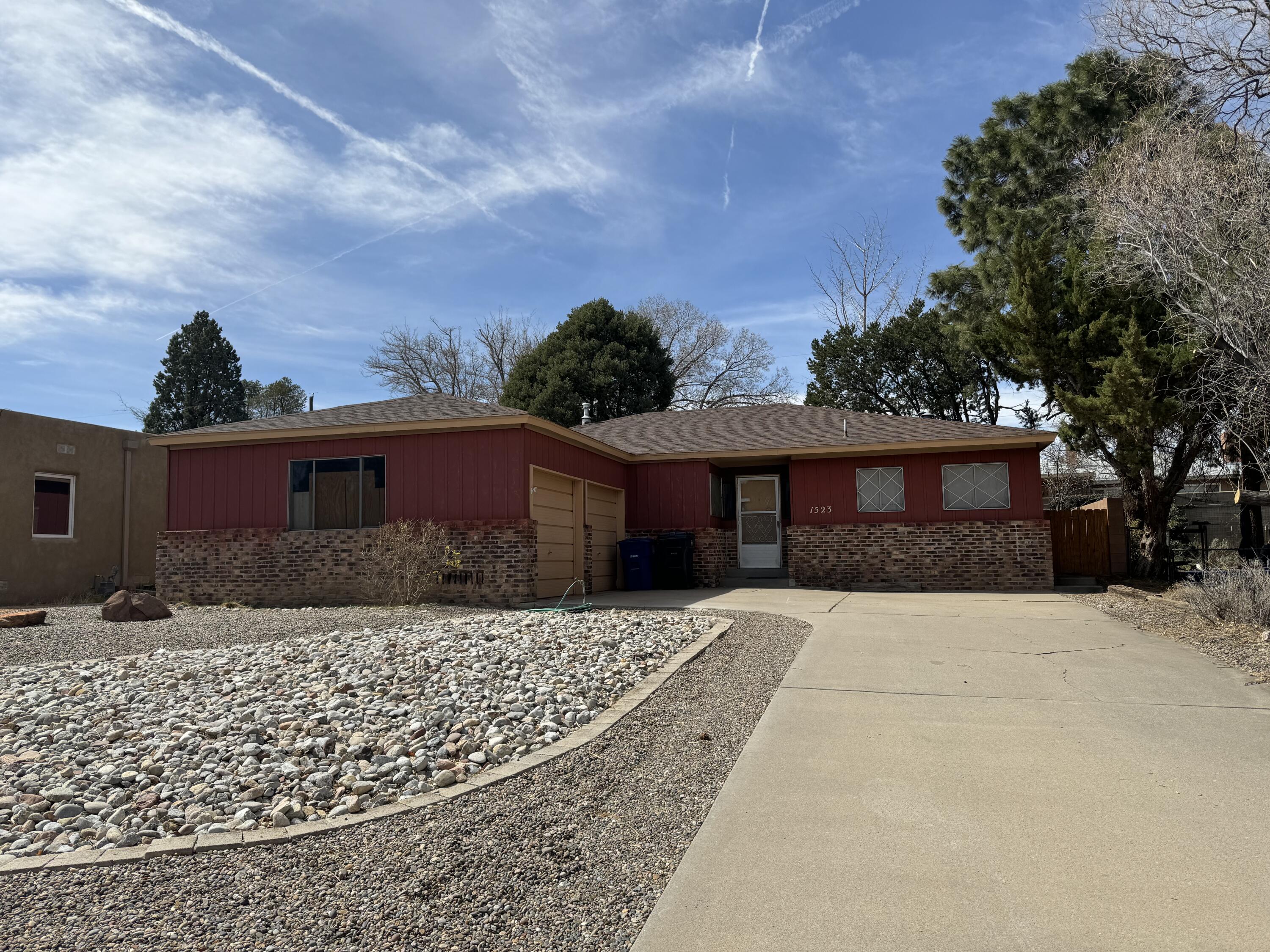 1523 Rita Drive NE, Albuquerque, NM 