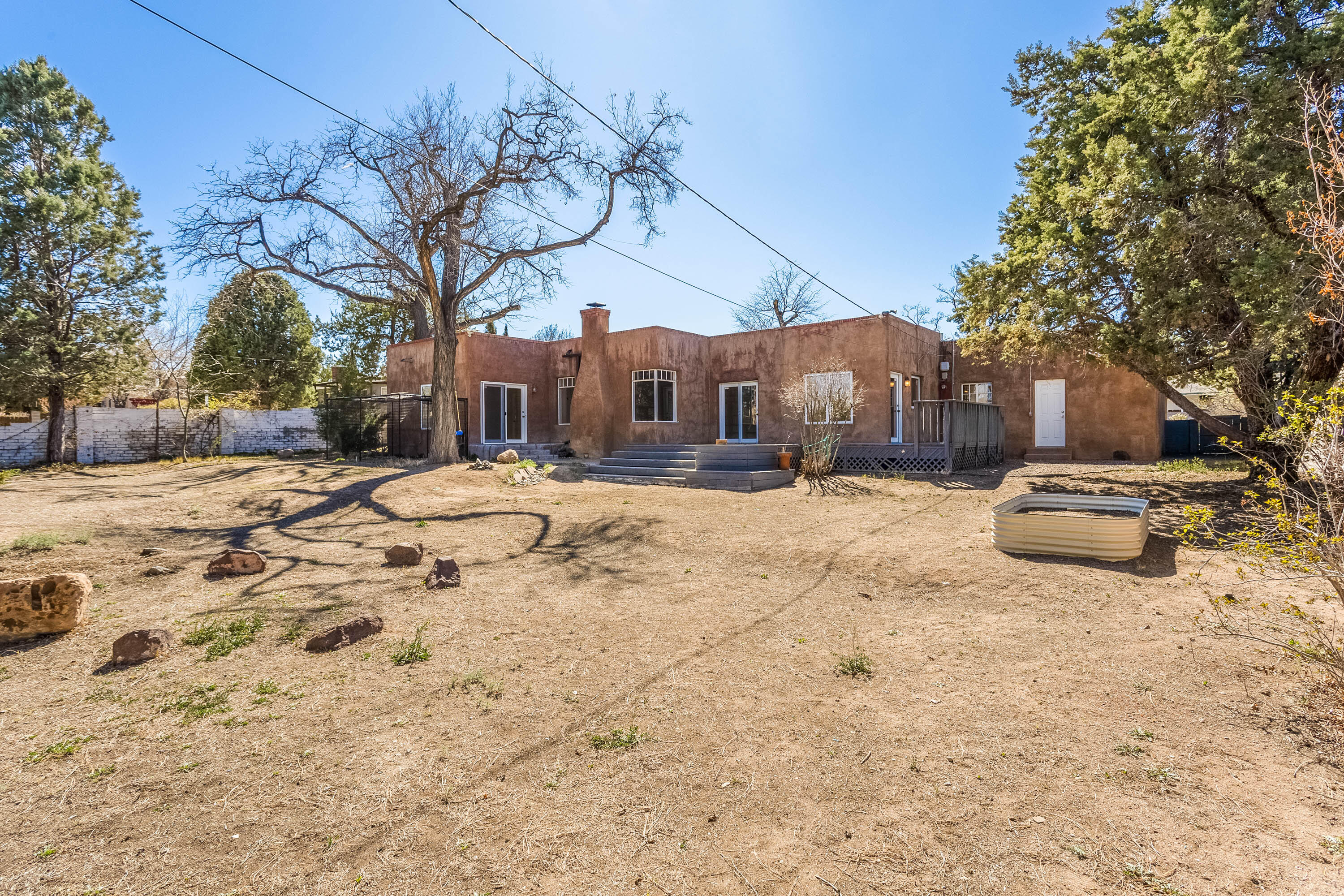 410 Solano Drive SE, Albuquerque, New Mexico 87108, 4 Bedrooms Bedrooms, ,2 BathroomsBathrooms,Residential,For Sale,410 Solano Drive SE,1059052