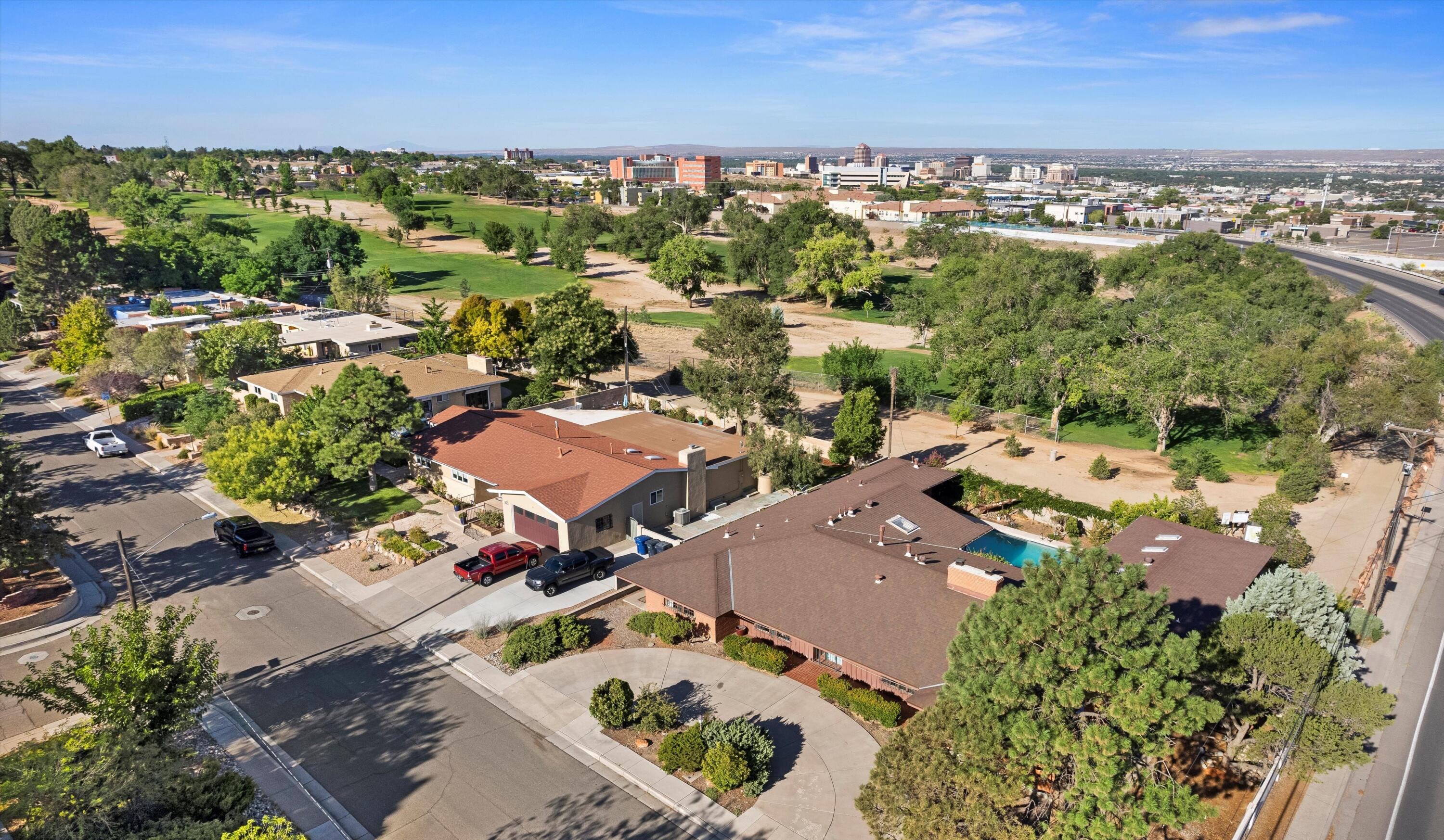 1635 Harvard Drive NE, Albuquerque, New Mexico 87106, 4 Bedrooms Bedrooms, ,3 BathroomsBathrooms,Residential,For Sale,1635 Harvard Drive NE,1059072