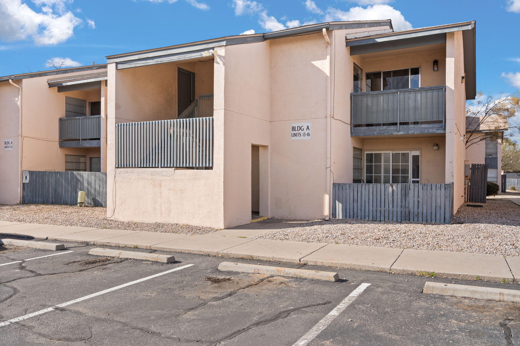 Step into city living with this stunning condominium nestled in the heart of Albuquerque. Boasting three bedrooms, two elegant bathrooms, and beautiful laminate flooring throughout, this residence offers both style and comfort. Flooded with natural light, the airy interior creates a welcoming ambiance perfect for relaxation or entertaining. Step outside onto the balcony to soak in breathtaking views of the cityscape. With its prime location, this condominium is the epitome of sophisticated urban living. Don't miss out on the opportunity to make this your dream home.