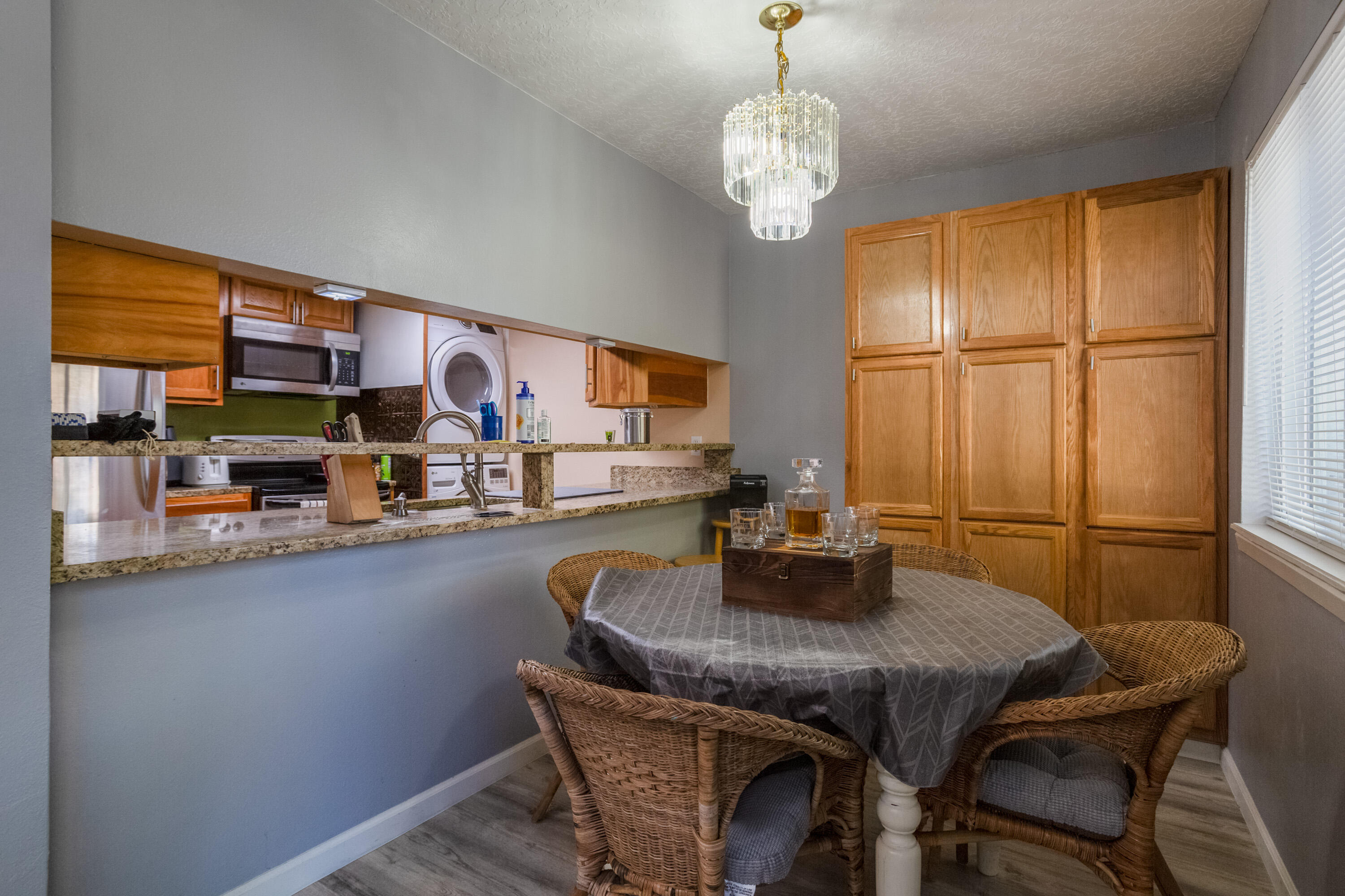 3501 Juan Tabo Boulevard NE K8, Albuquerque, New Mexico 87111, 2 Bedrooms Bedrooms, ,2 BathroomsBathrooms,Residential,For Sale,3501 Juan Tabo Boulevard NE K8,1059358