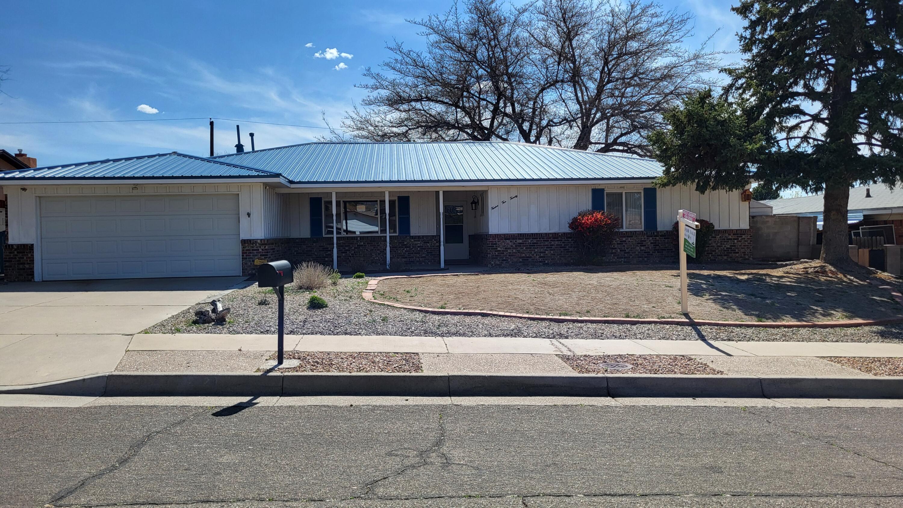 12220 Pineridge Avenue NE, Albuquerque, New Mexico 87112, 4 Bedrooms Bedrooms, ,3 BathroomsBathrooms,Residential,For Sale,12220 Pineridge Avenue NE,1059369