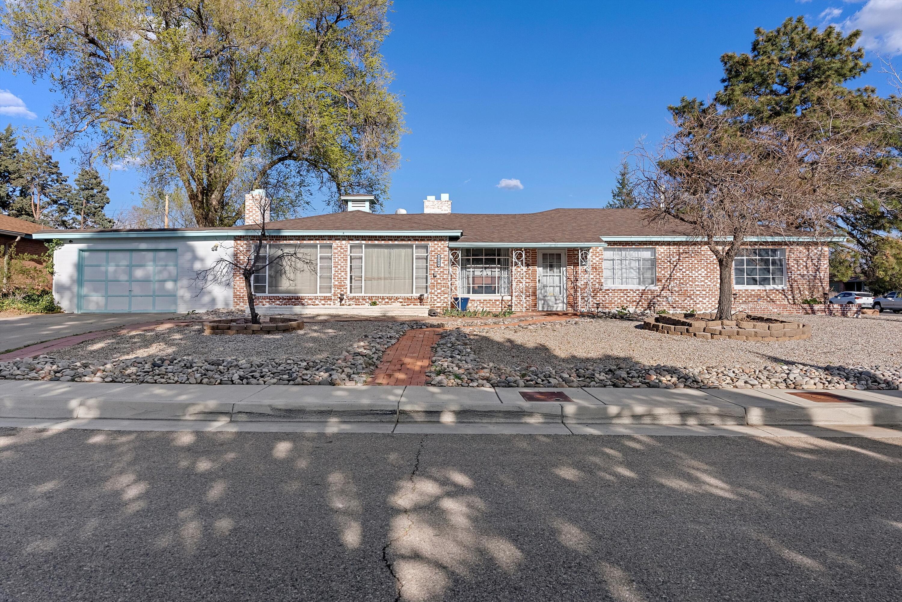 2304 General Marshall Street NE, Albuquerque, NM 