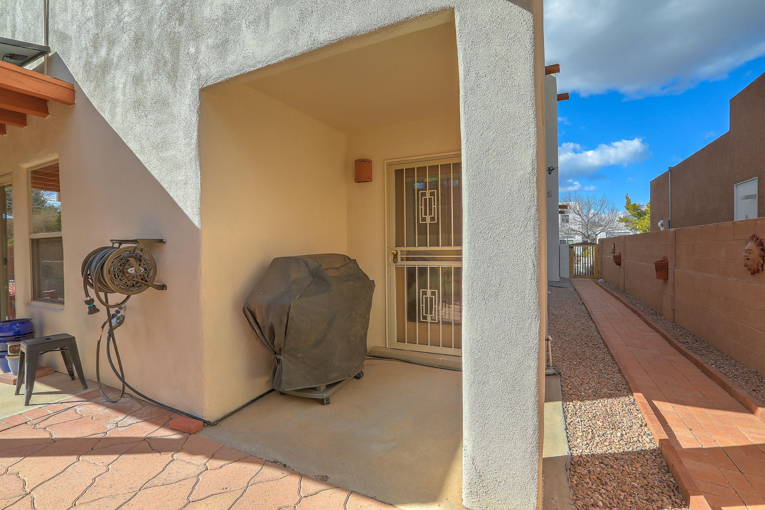 12904 Thomte Road NE, Albuquerque, New Mexico 87112, 3 Bedrooms Bedrooms, ,2 BathroomsBathrooms,Residential,For Sale,12904 Thomte Road NE,1059389