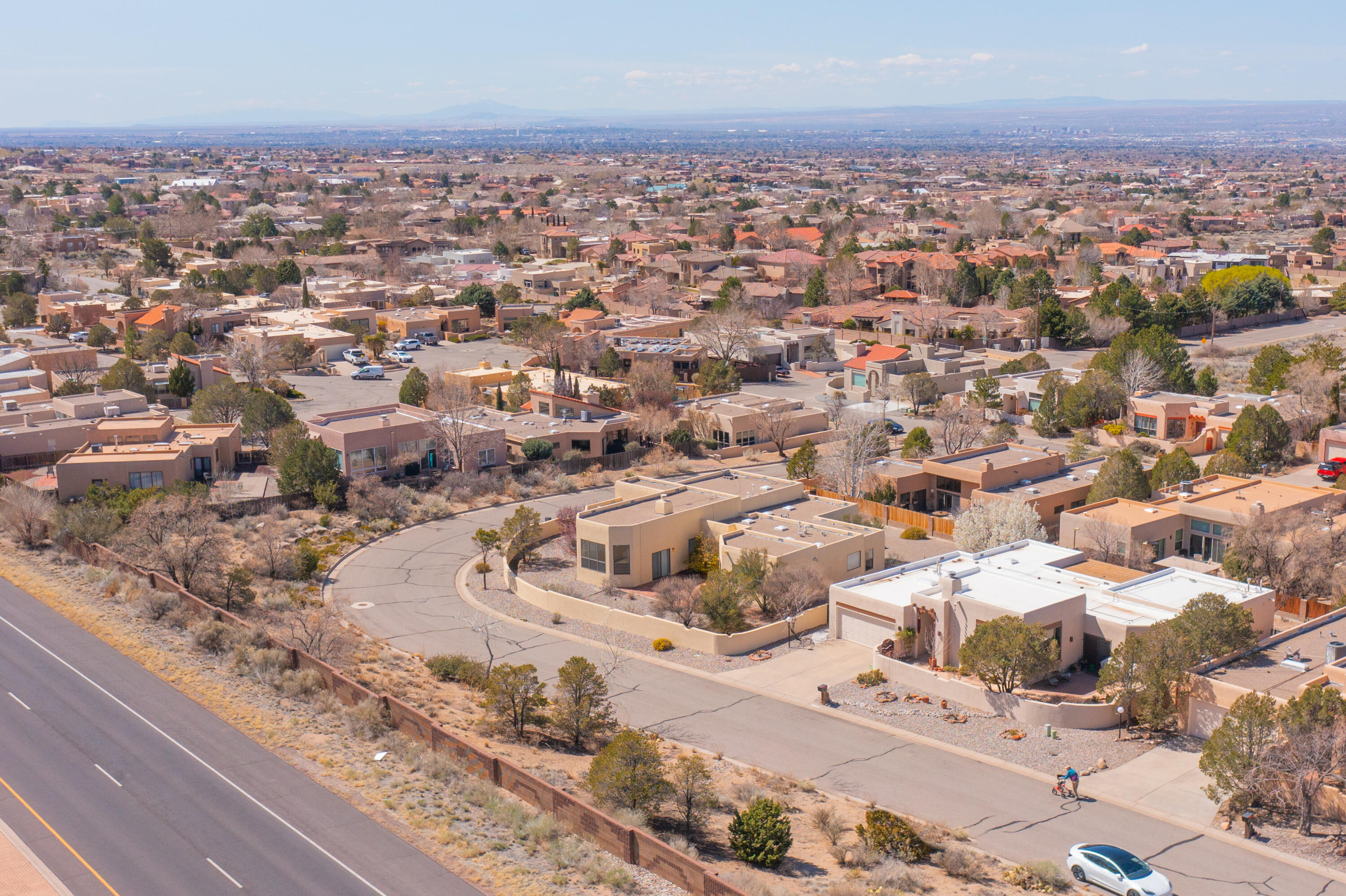 2873 Brushwood Street NE, Albuquerque, New Mexico 87122, 4 Bedrooms Bedrooms, ,3 BathroomsBathrooms,Residential,For Sale,2873 Brushwood Street NE,1059386